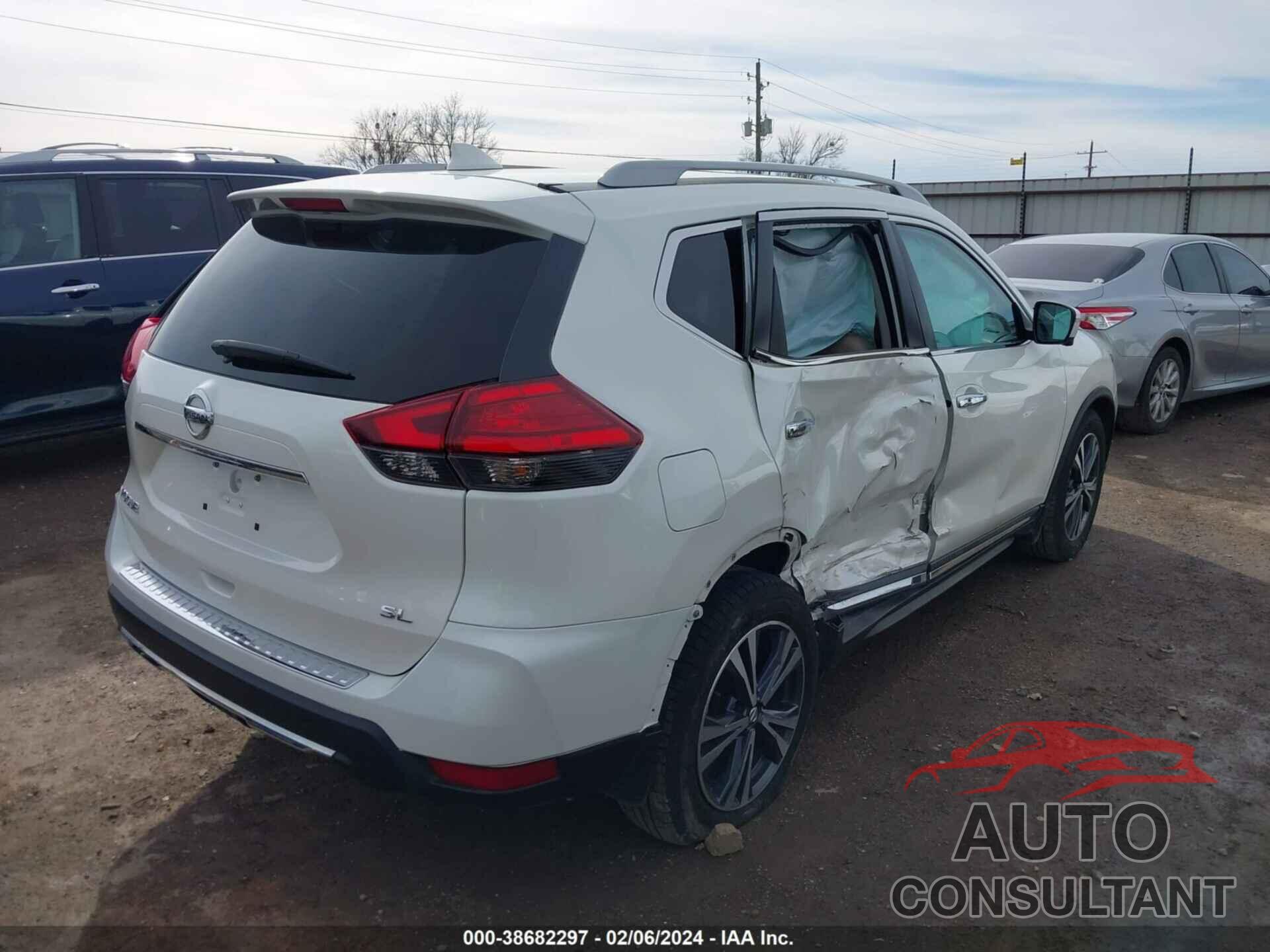 NISSAN ROGUE 2017 - 5N1AT2MT7HC779754