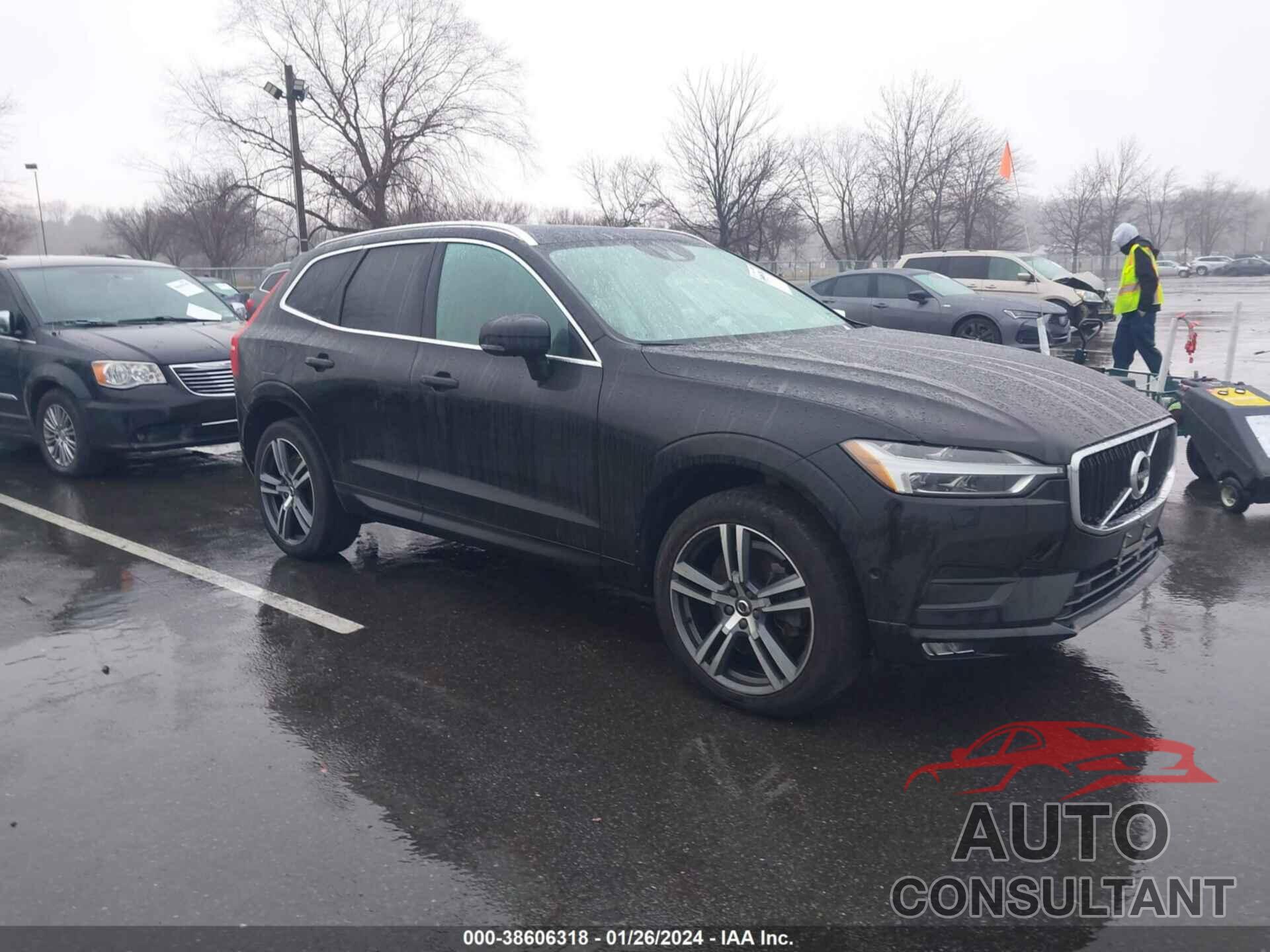 VOLVO XC60 2018 - YV4A22RK9J1058745