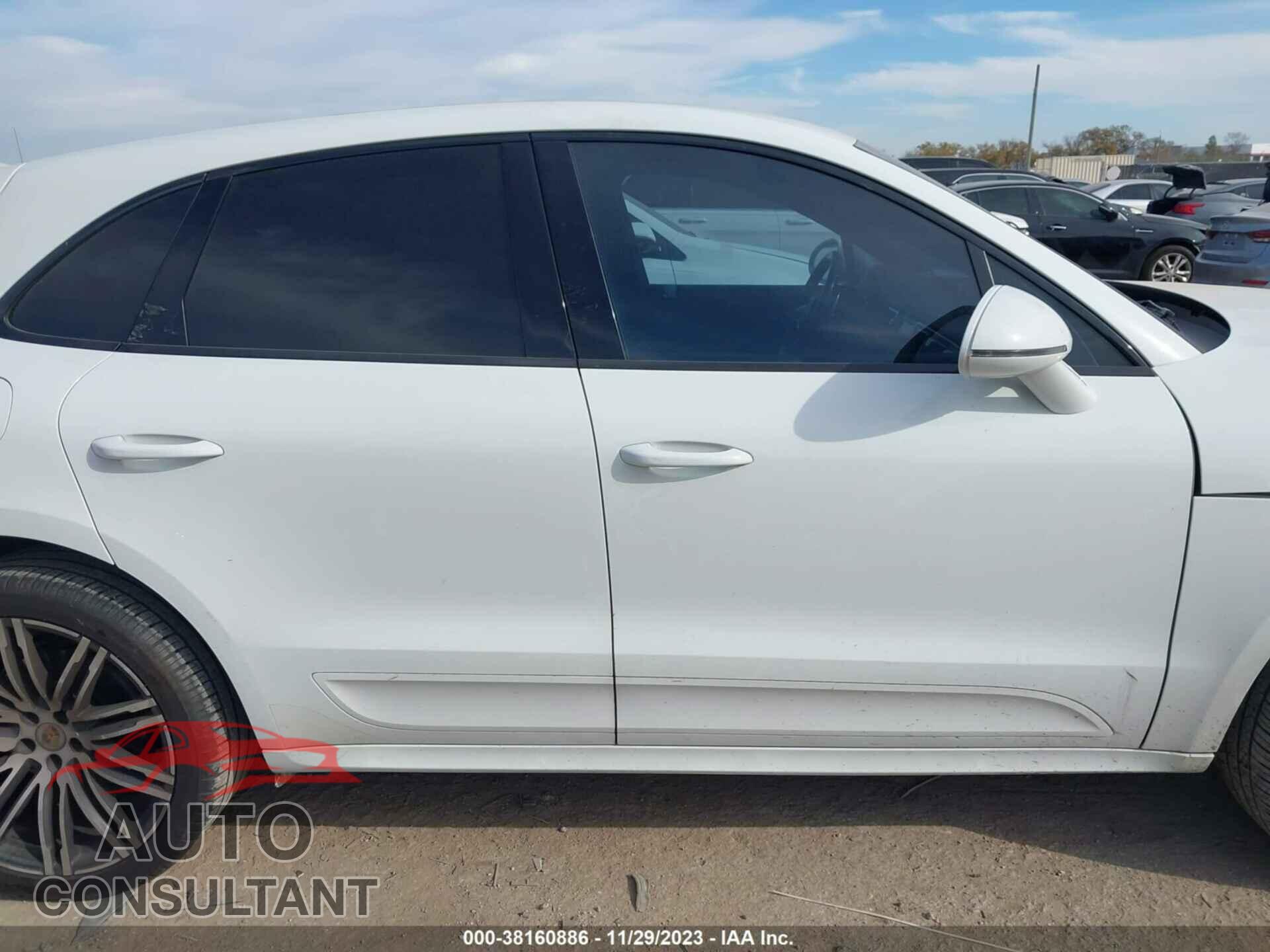PORSCHE MACAN 2016 - WP1AB2A59GLB57134