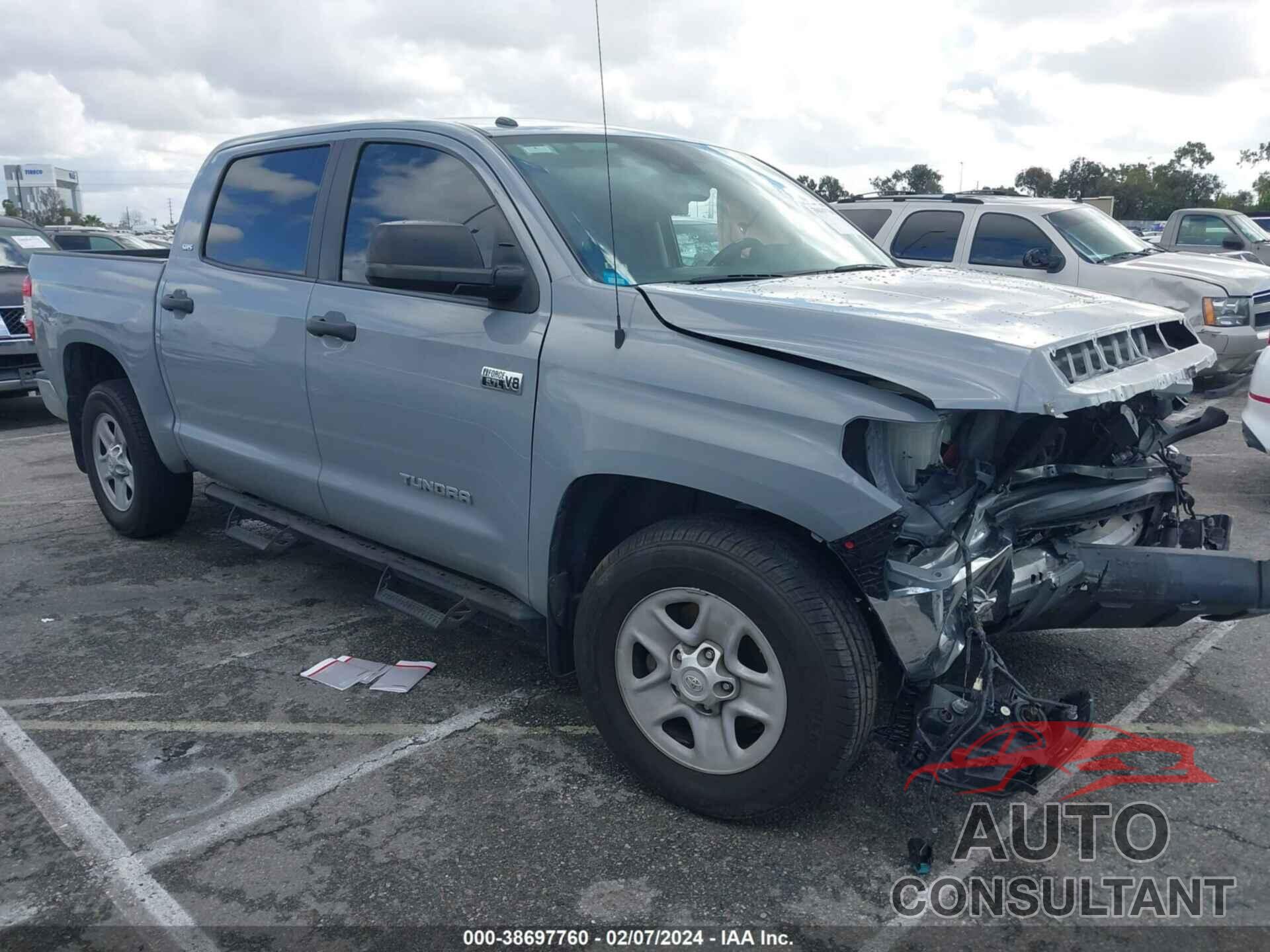 TOYOTA TUNDRA 2018 - 5TFEY5F11JX239108