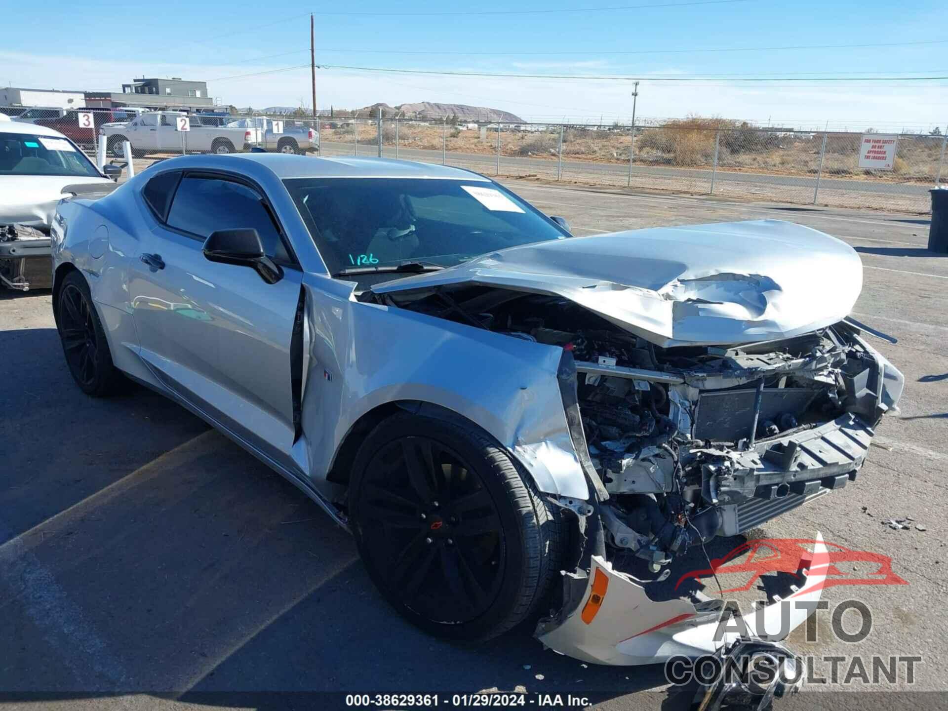 CHEVROLET CAMARO 2018 - 1G1FB1RX3J0154335