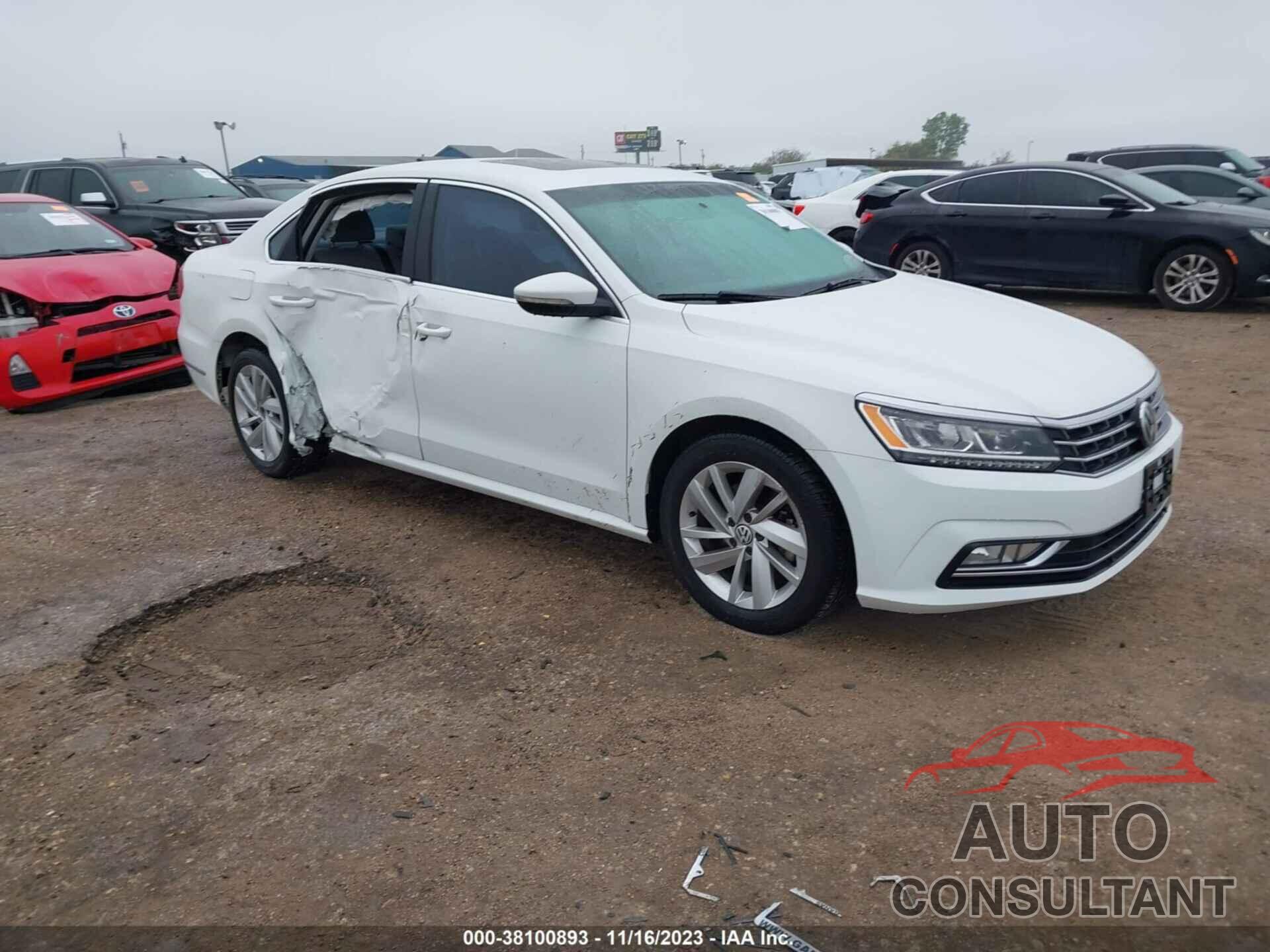 VOLKSWAGEN PASSAT 2018 - 1VWBA7A3XJC003136