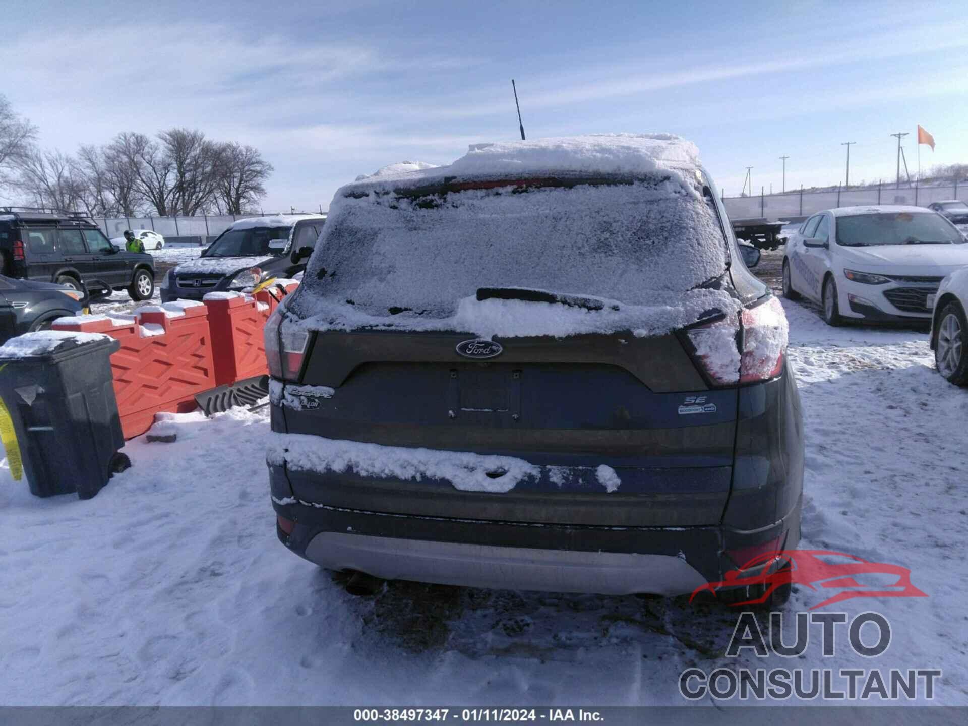 FORD ESCAPE 2018 - 1FMCU9GD8JUD20672