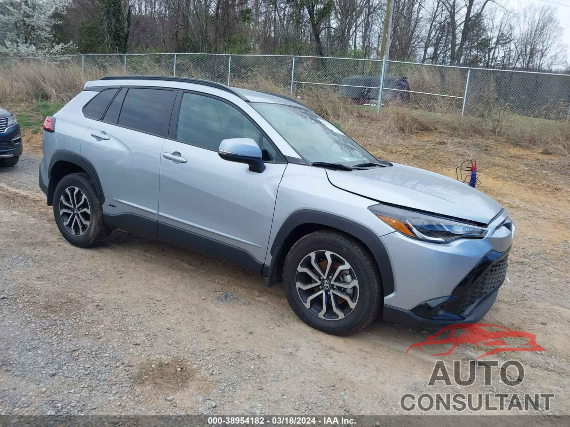 TOYOTA COROLLA CROSS 2023 - 7MUFBABG3PV010605