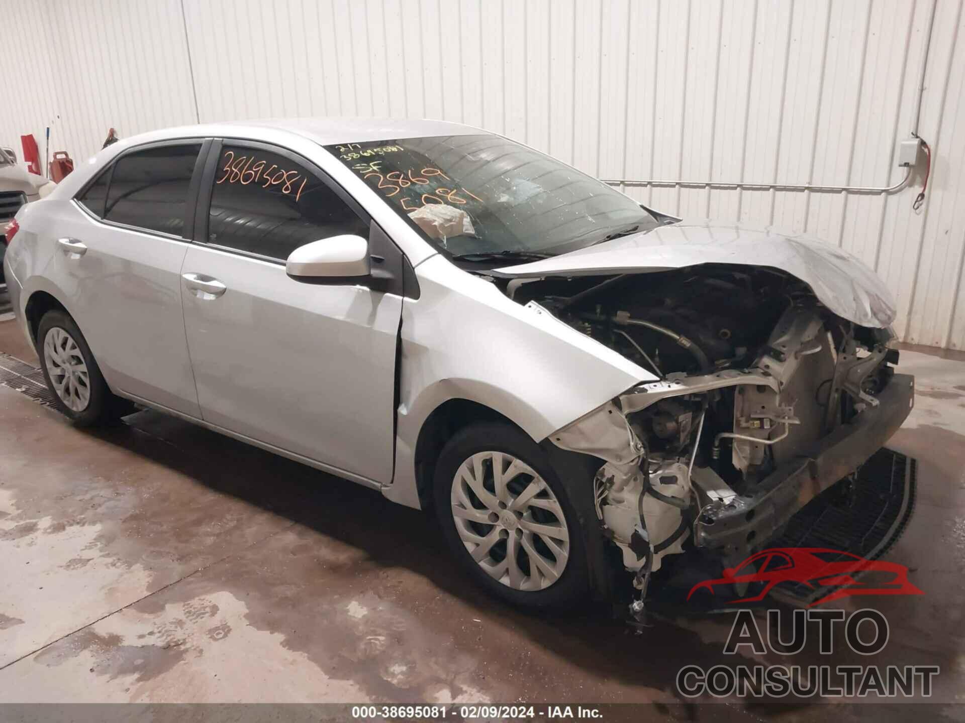 TOYOTA COROLLA 2017 - 5YFBURHE8HP620288