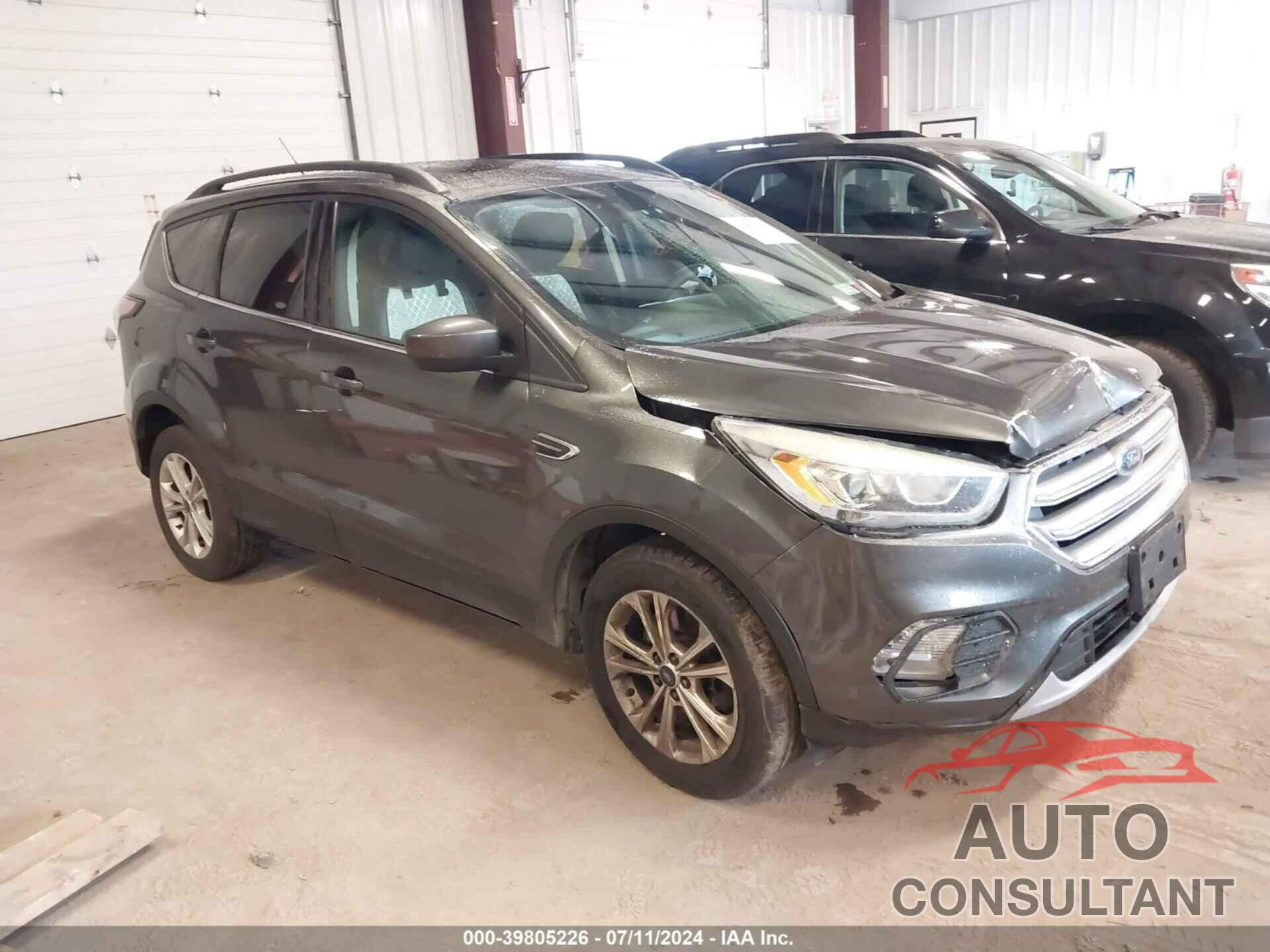 FORD ESCAPE 2017 - 1FMCU9GD8HUD87671