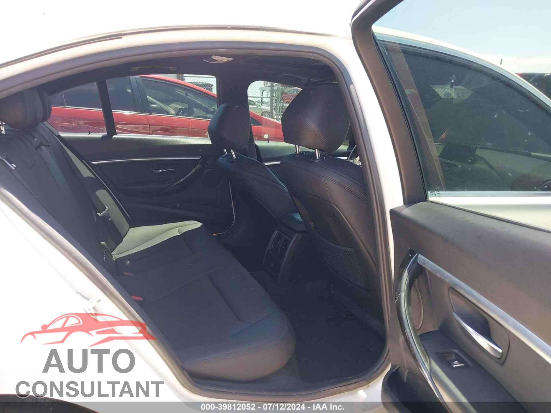 BMW 330E 2018 - WBA8E1C52JA167549