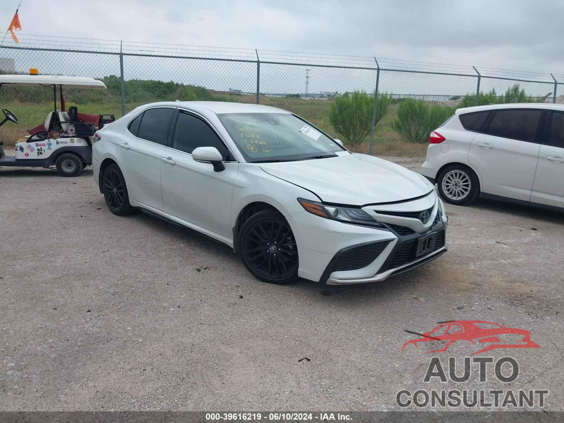 TOYOTA CAMRY 2023 - 4T1K61AK4PU739321