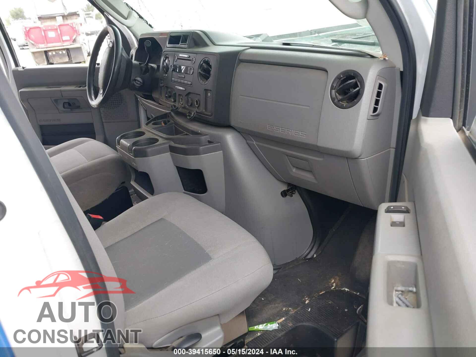 FORD ECONOLINE 2017 - 1FDWE3FSXHDC30943