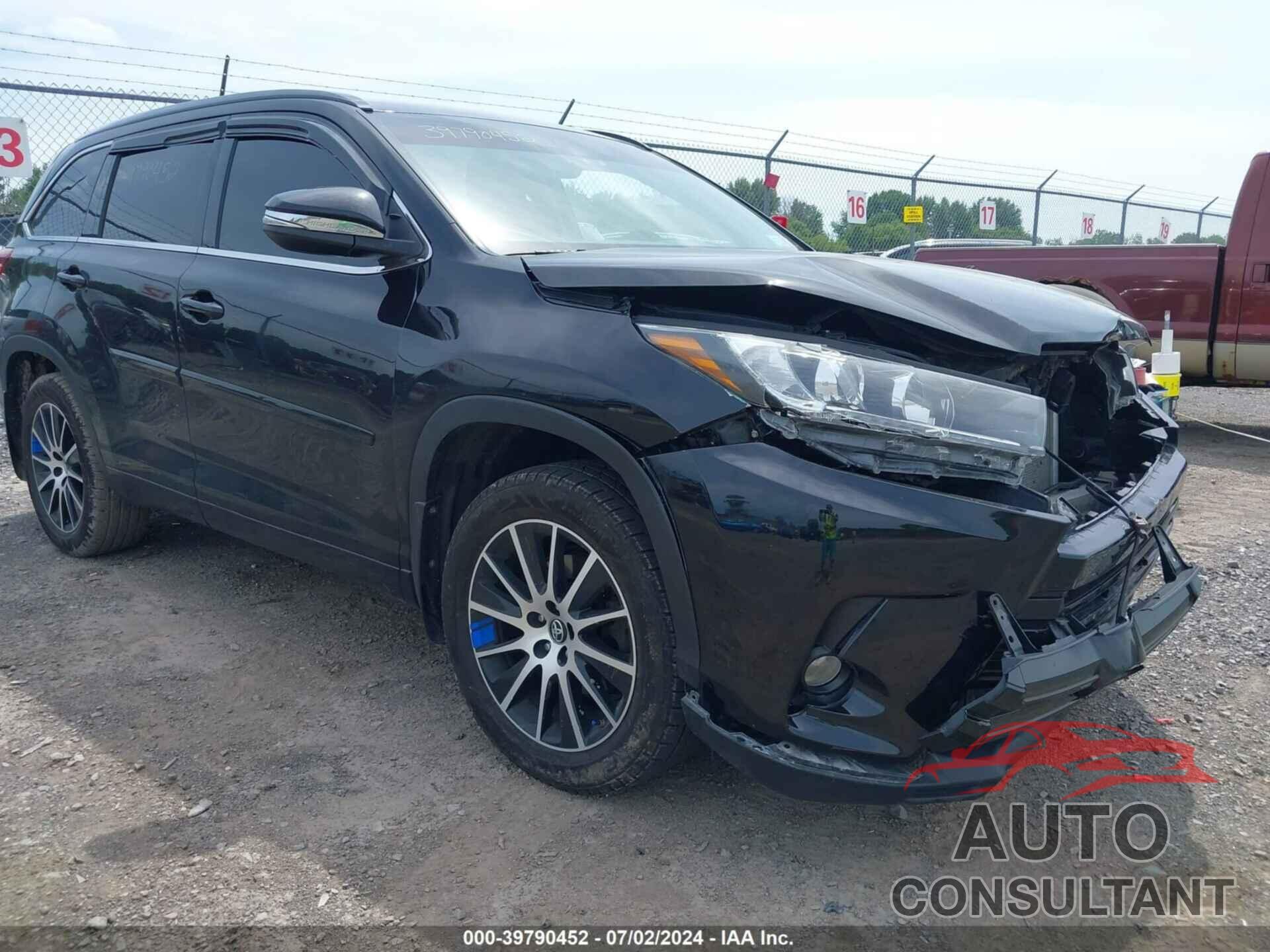 TOYOTA HIGHLANDER 2018 - 5TDJZRFHXJS900270