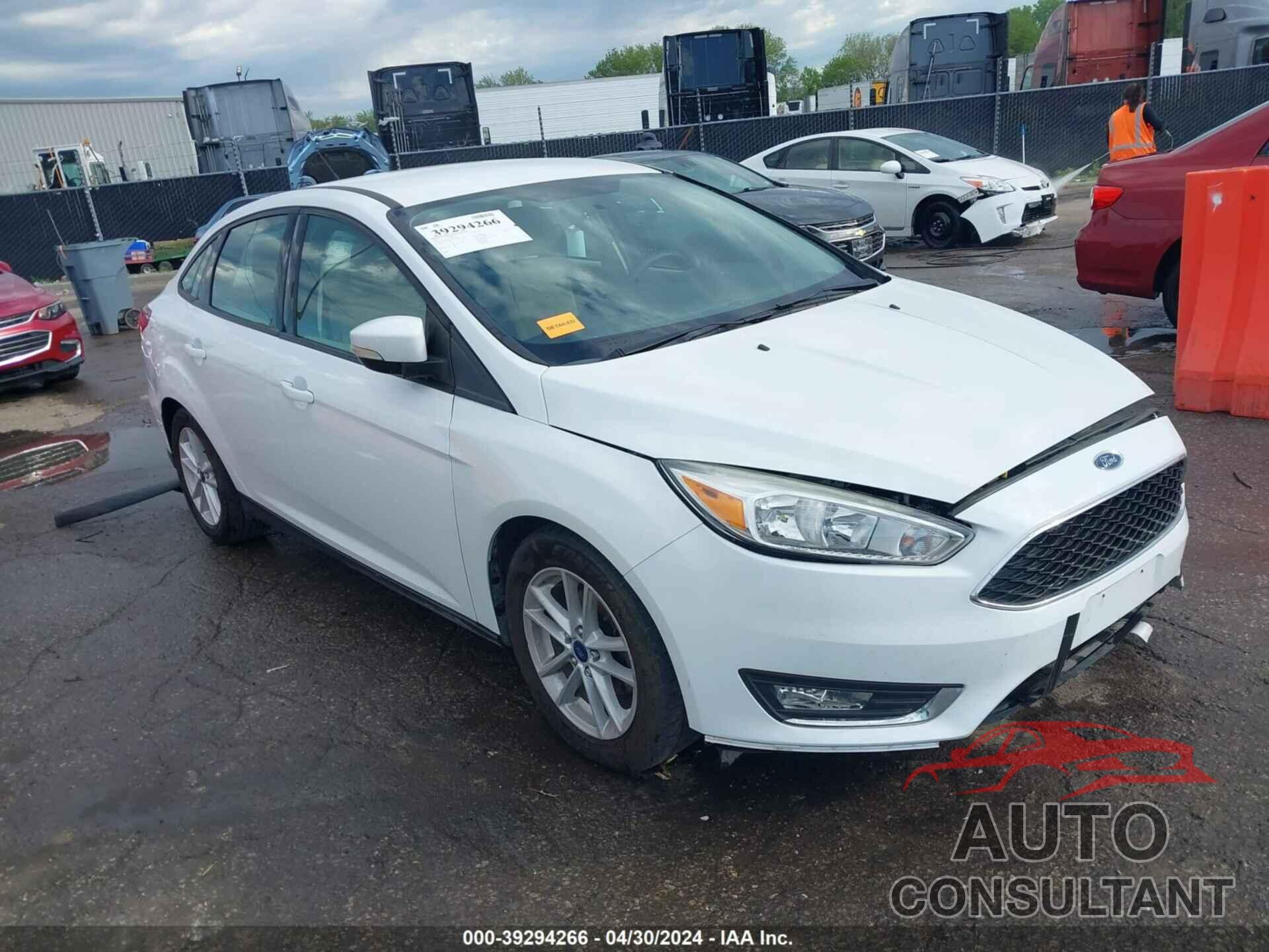 FORD FOCUS 2017 - 1FADP3F24HL309204