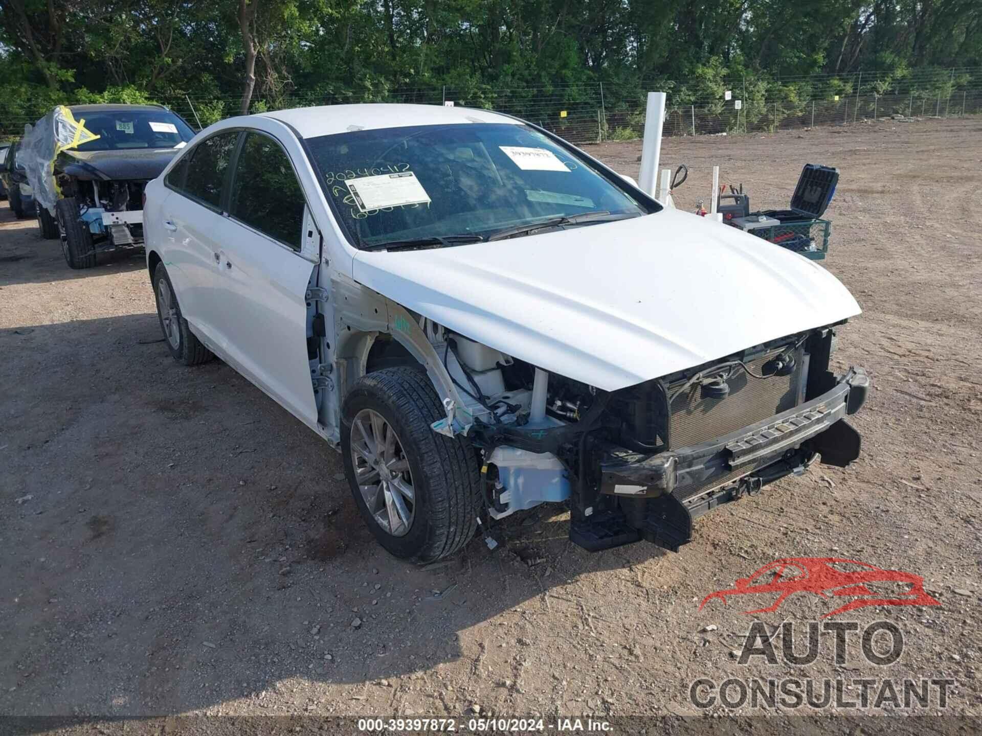 HYUNDAI SONATA 2018 - 5NPE24AF4JH600437