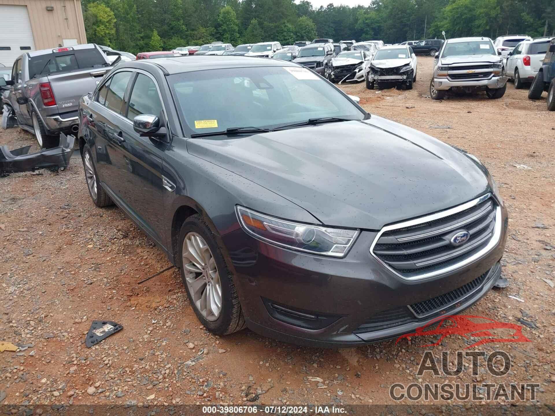 FORD TAURUS 2018 - 1FAHP2F85JG143662