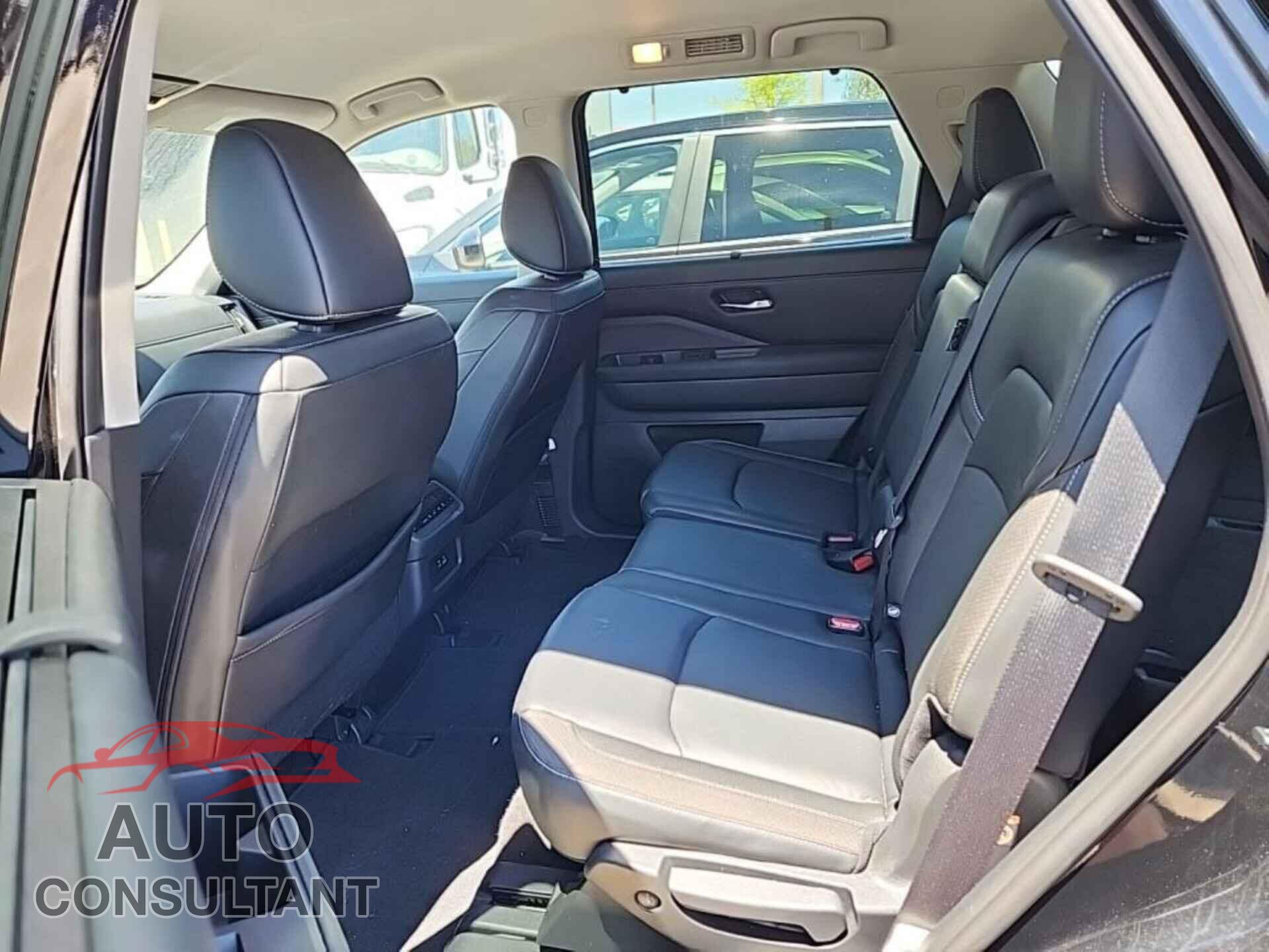 NISSAN PATHFINDER 2023 - 5N1DR3CC9PC247357