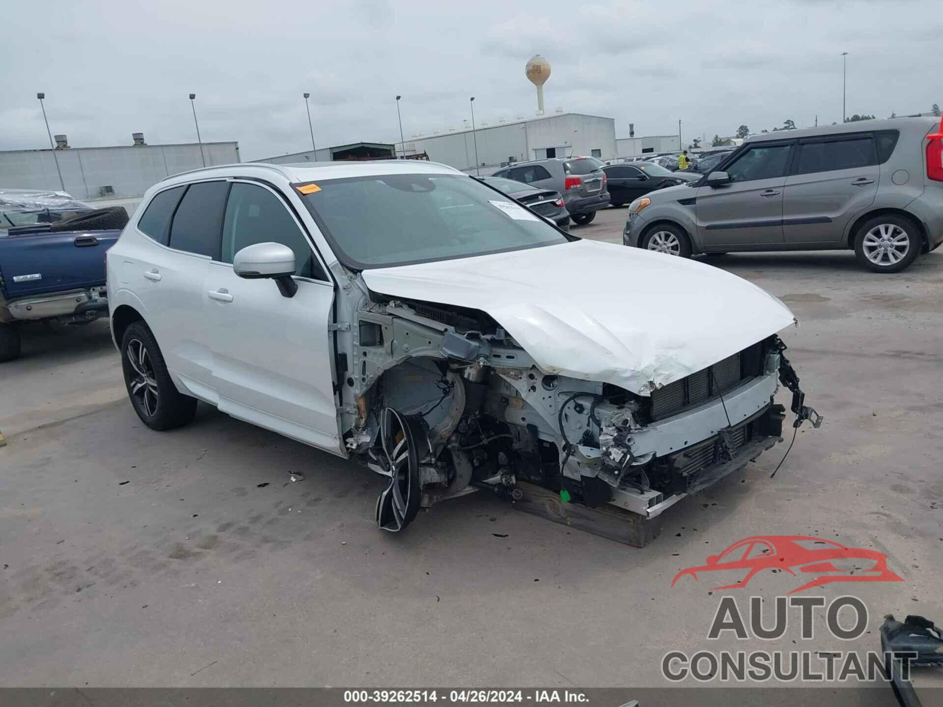 VOLVO XC60 2018 - LYVA22RM6JB082742