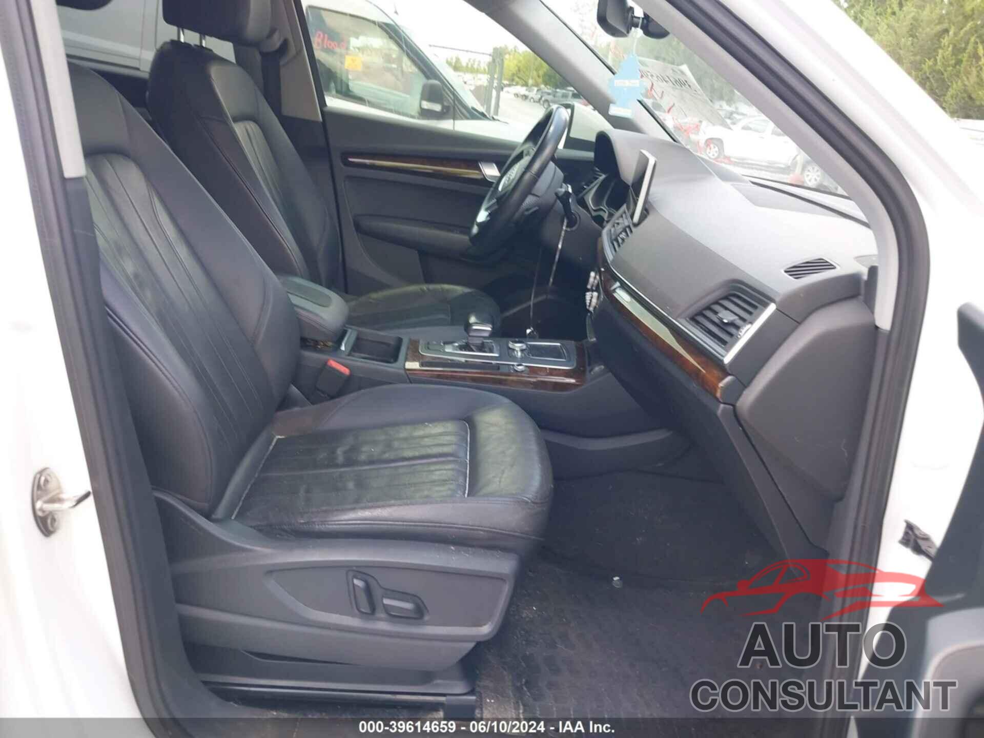 AUDI Q5 2018 - WA1ANAFY1J2018614