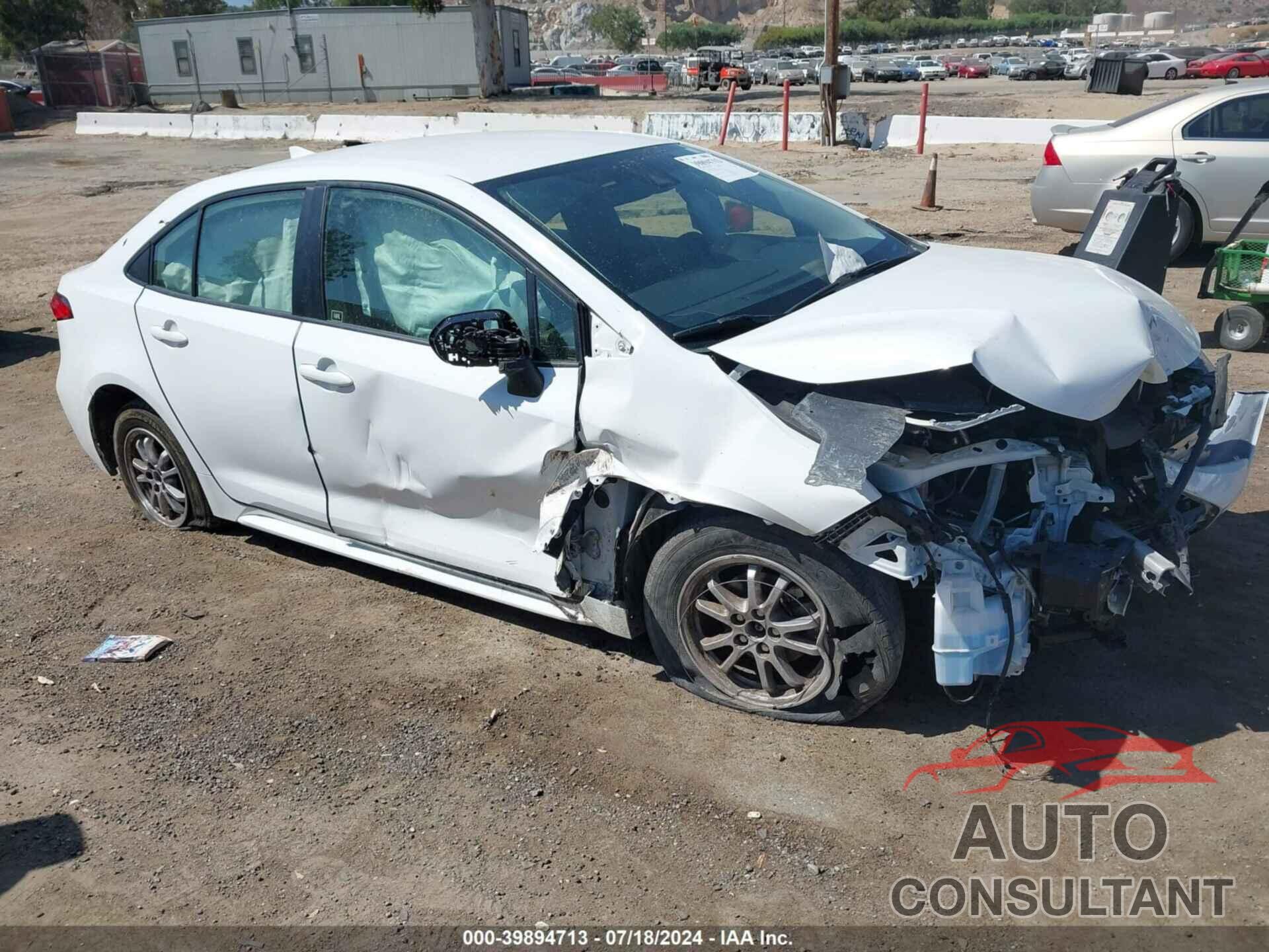 TOYOTA COROLLA 2022 - JTDEAMDE6NJ035899