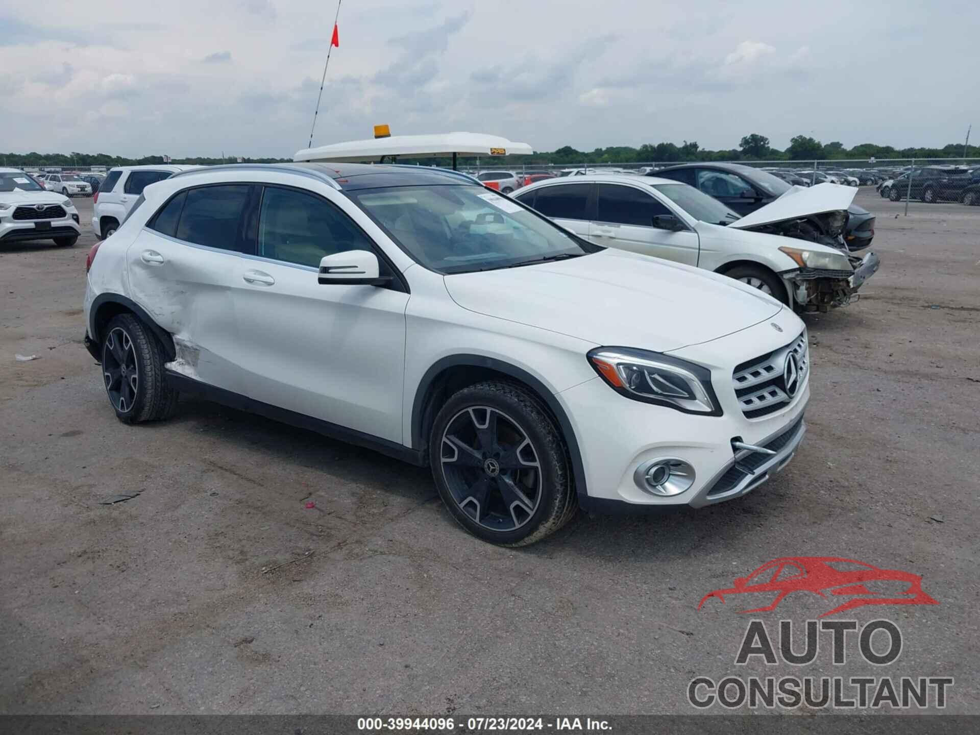 MERCEDES-BENZ GLA 250 2019 - WDCTG4EB5KJ552286