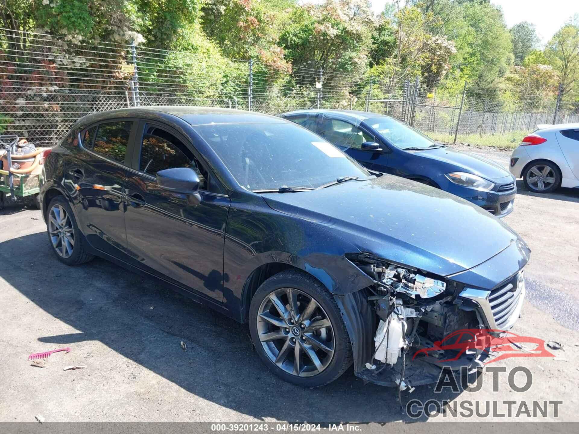 MAZDA MAZDA3 2018 - 3MZBN1L32JM251992