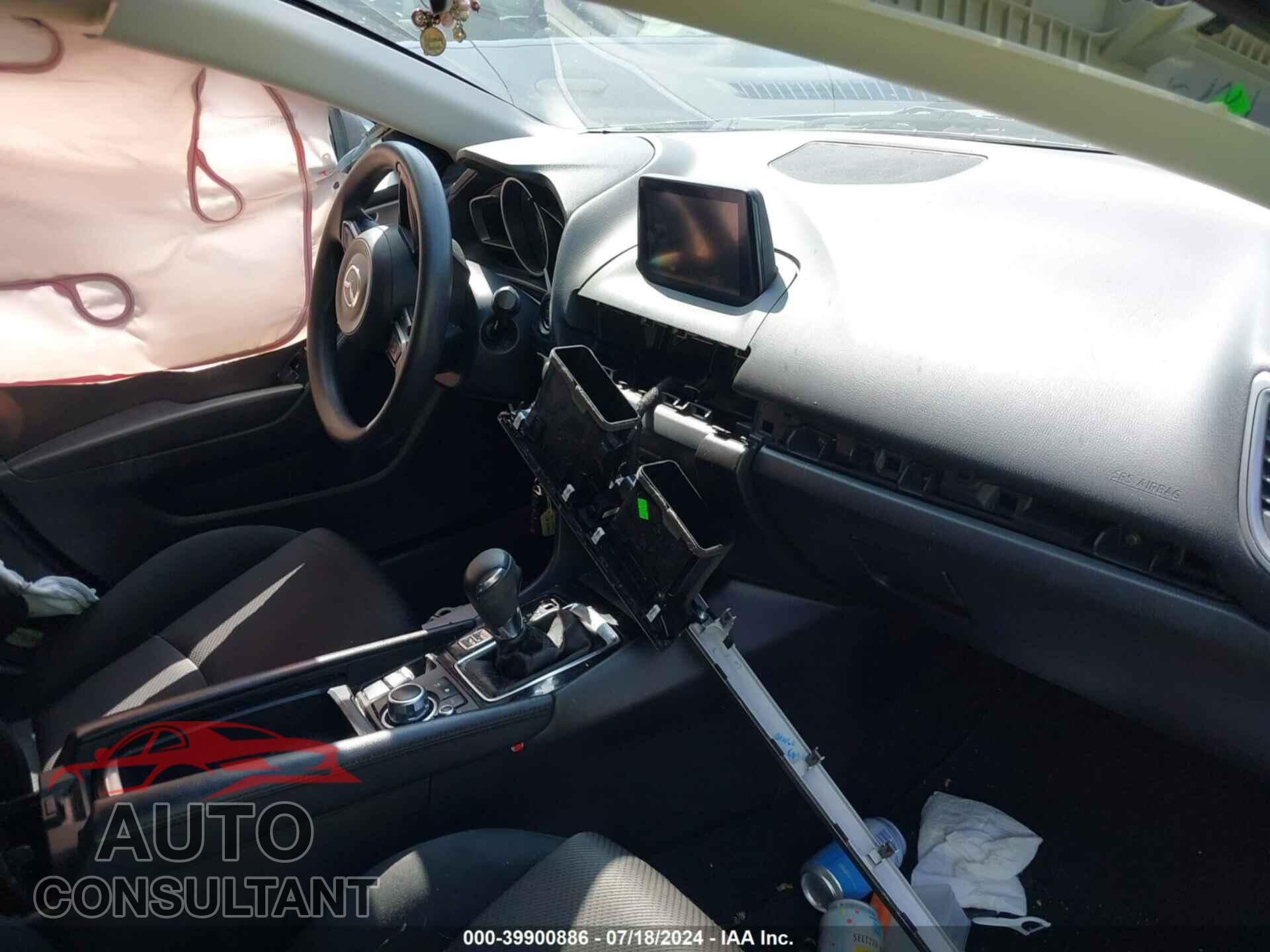 MAZDA MAZDA3 2017 - 3MZBN1U72HM114899