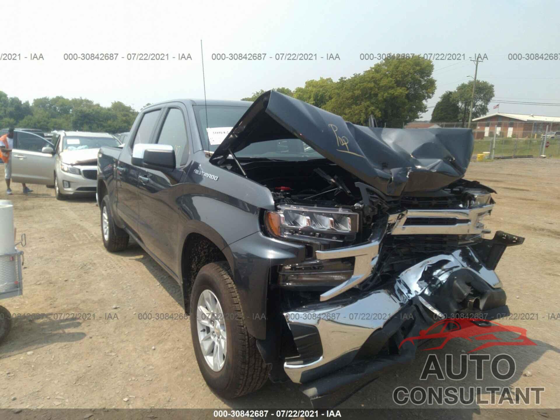 CHEVROLET SILVERADO 1500 2021 - 1GCUYDED6MZ318090