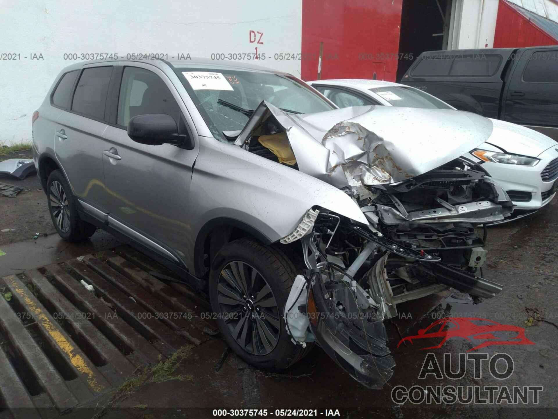 MITSUBISHI OUTLANDER 2019 - JA4AZ3A34KZ038487