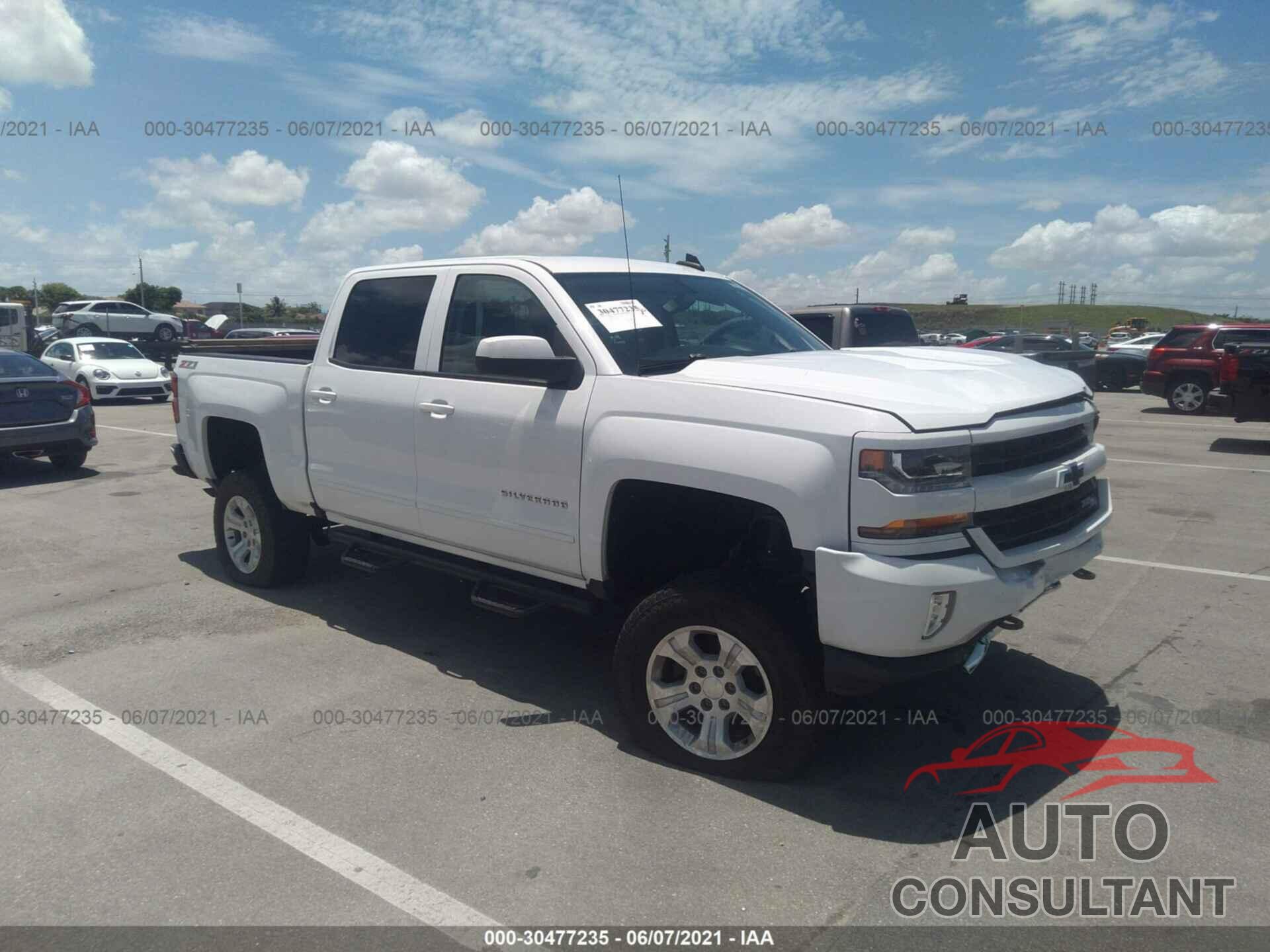 CHEVROLET SILVERADO 1500 2017 - 3GCUKREH6HG419928