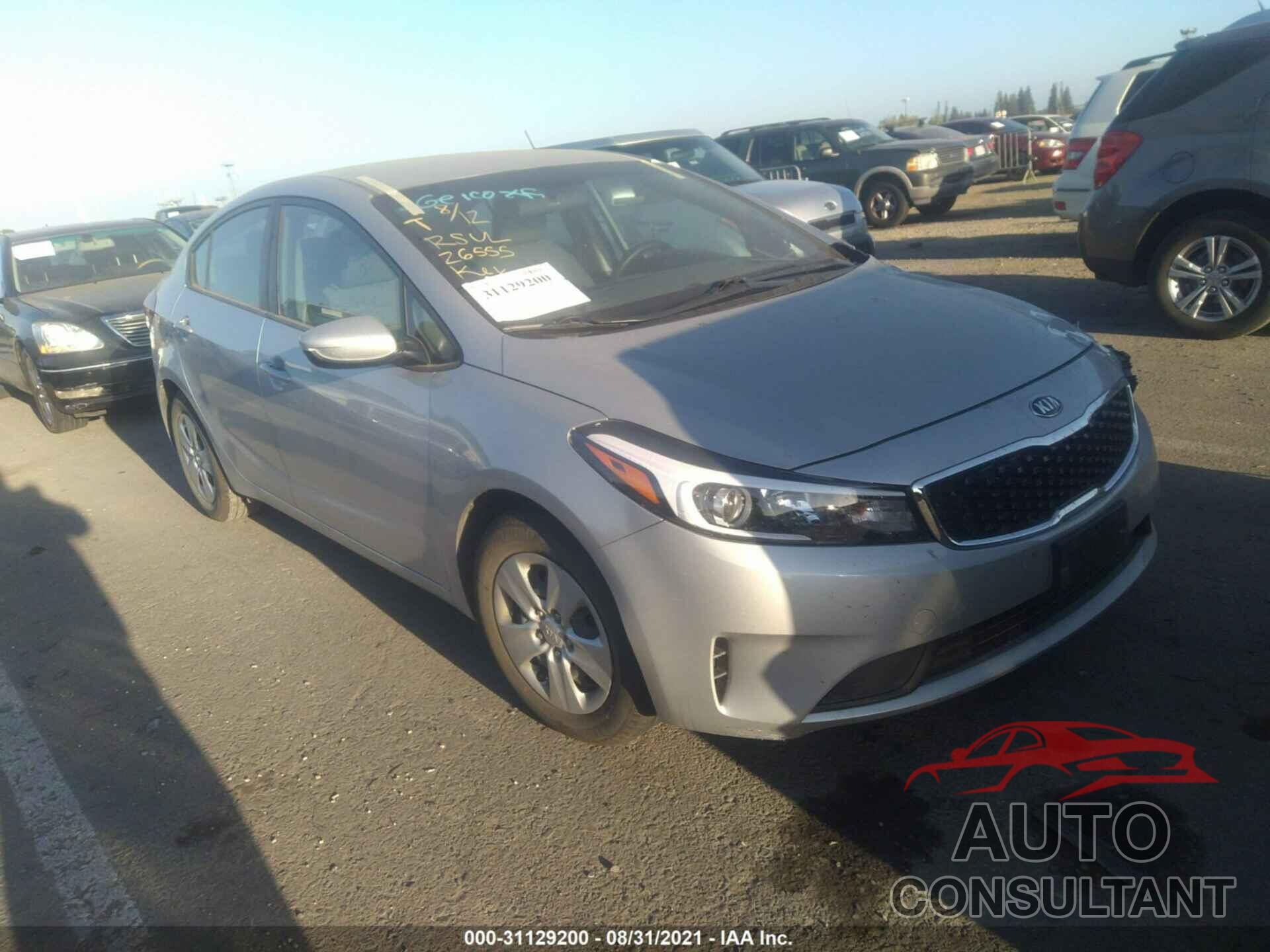 KIA FORTE 2018 - 3KPFK4A76JE235051