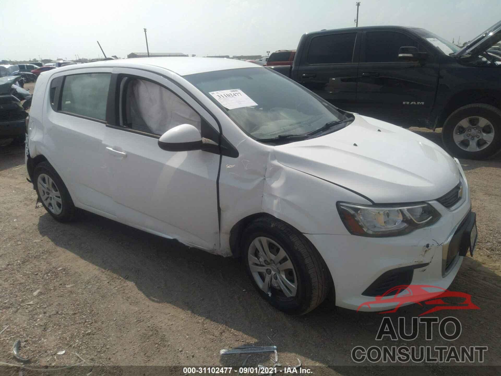 CHEVROLET SONIC 2017 - 1G1JG6SH5H4173872