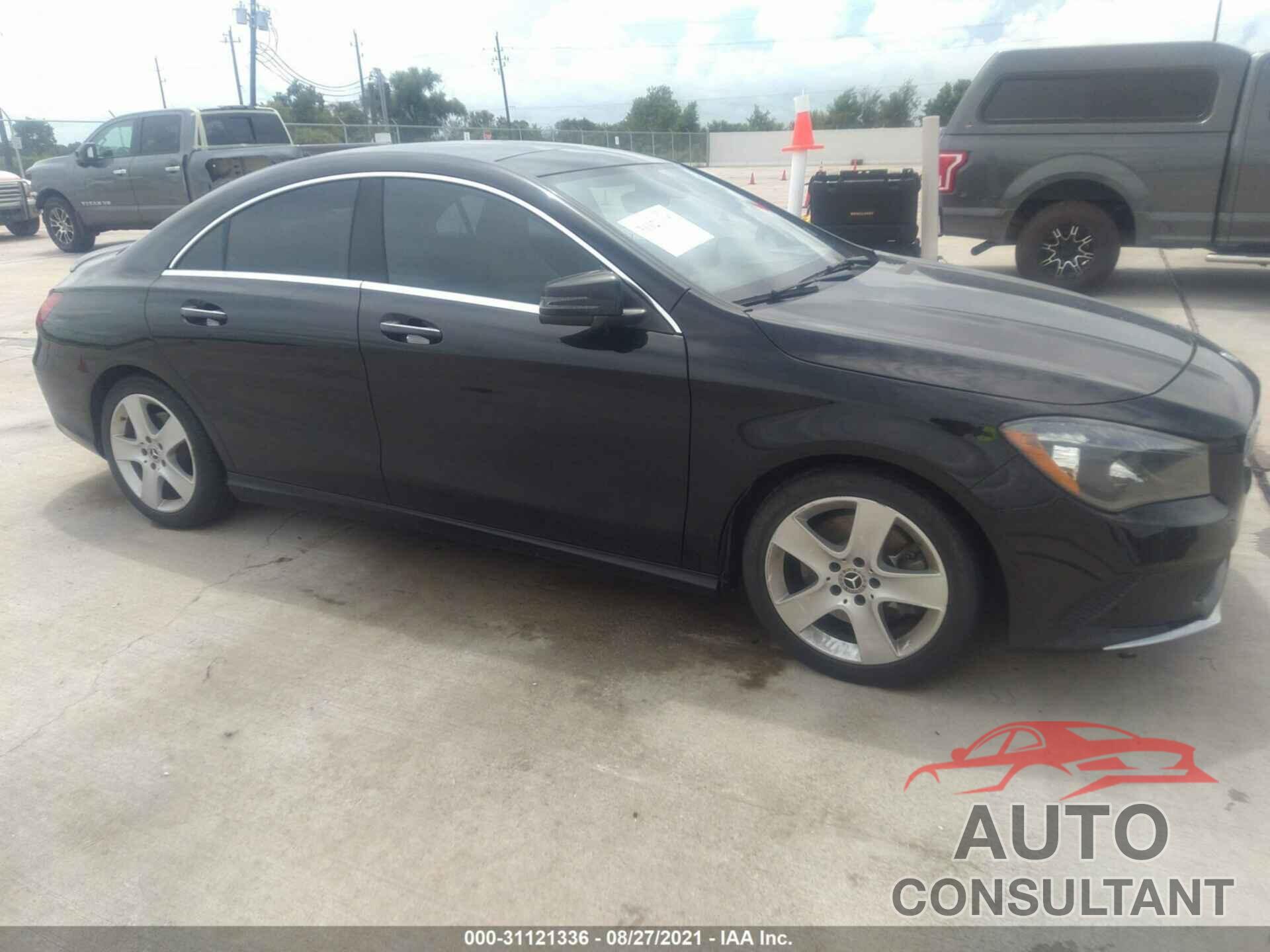 MERCEDES-BENZ CLA 2018 - WDDSJ4EB9JN647661