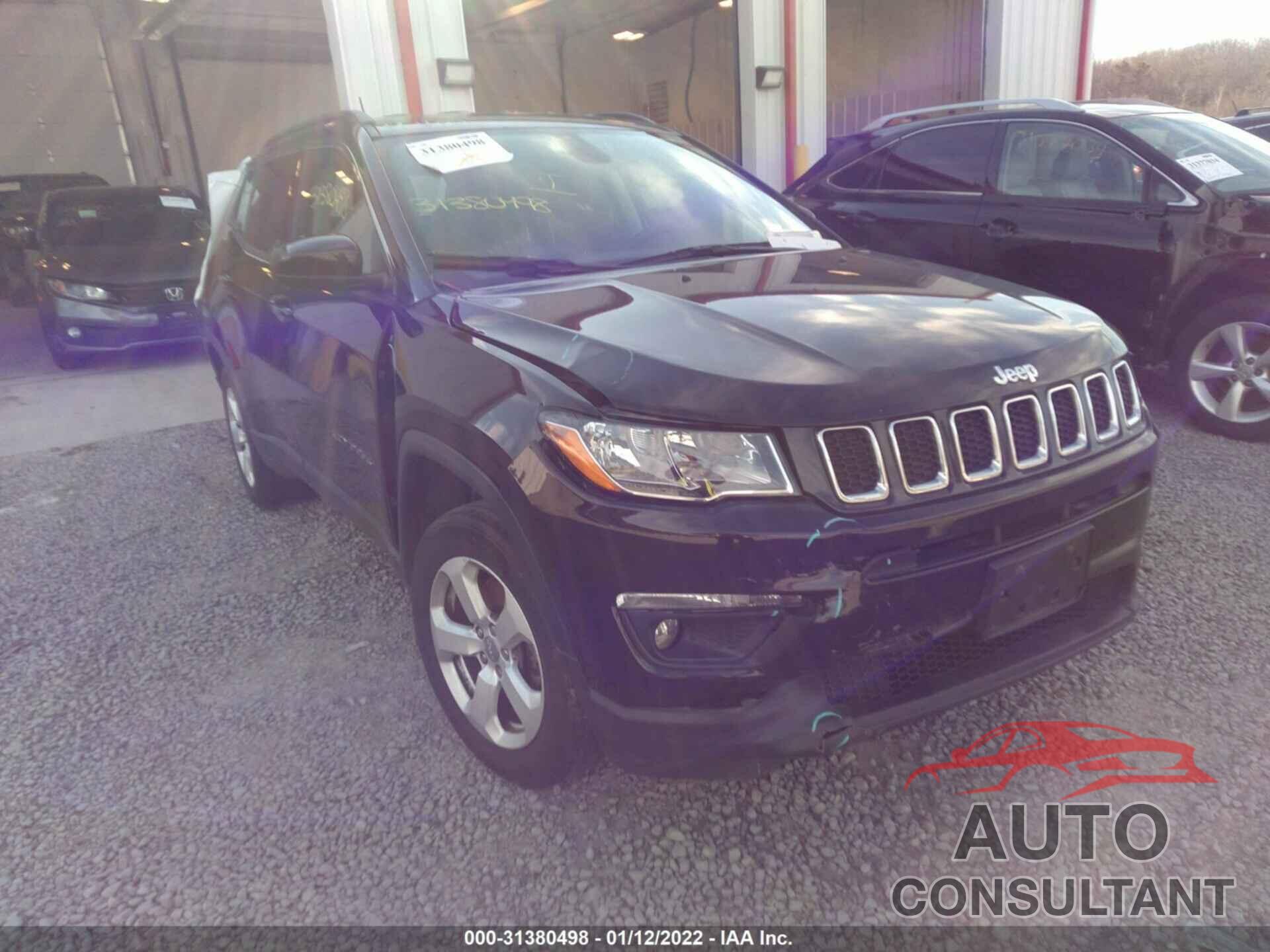 JEEP COMPASS 2018 - 3C4NJDBB5JT178001
