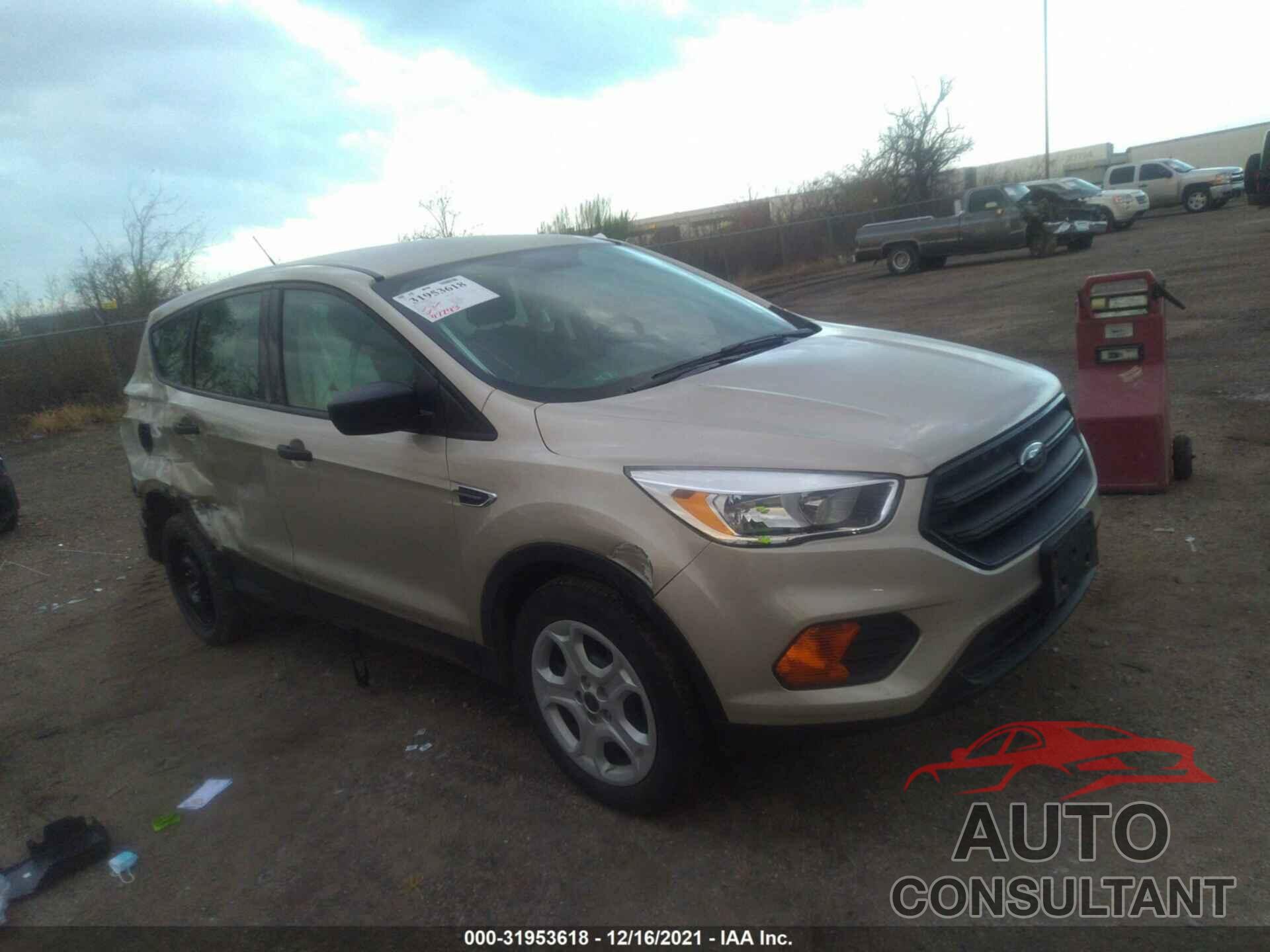 FORD ESCAPE 2017 - 1FMCU0F76HUE26023