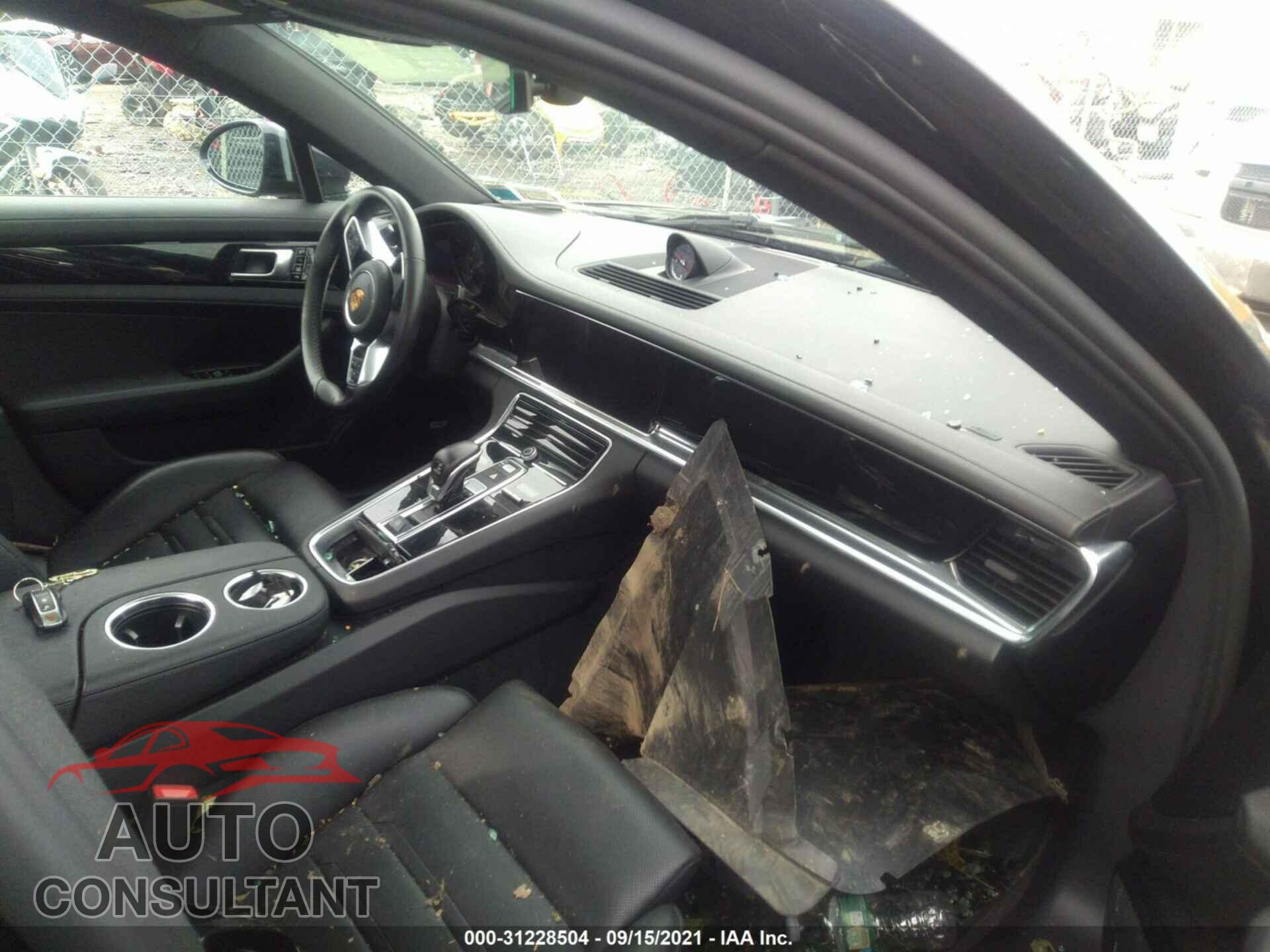 PORSCHE PANAMERA 2017 - WP0AA2A73HL101004