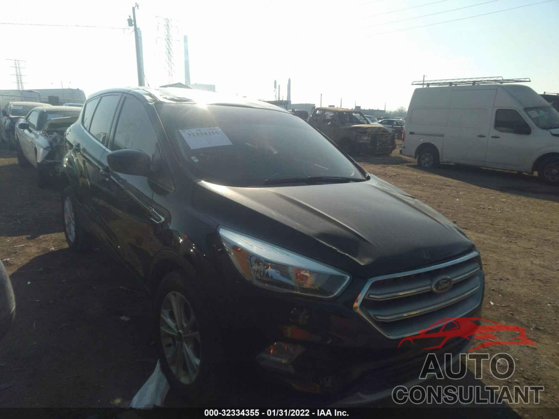 FORD ESCAPE 2017 - 1FMCU0GD6HUB82457