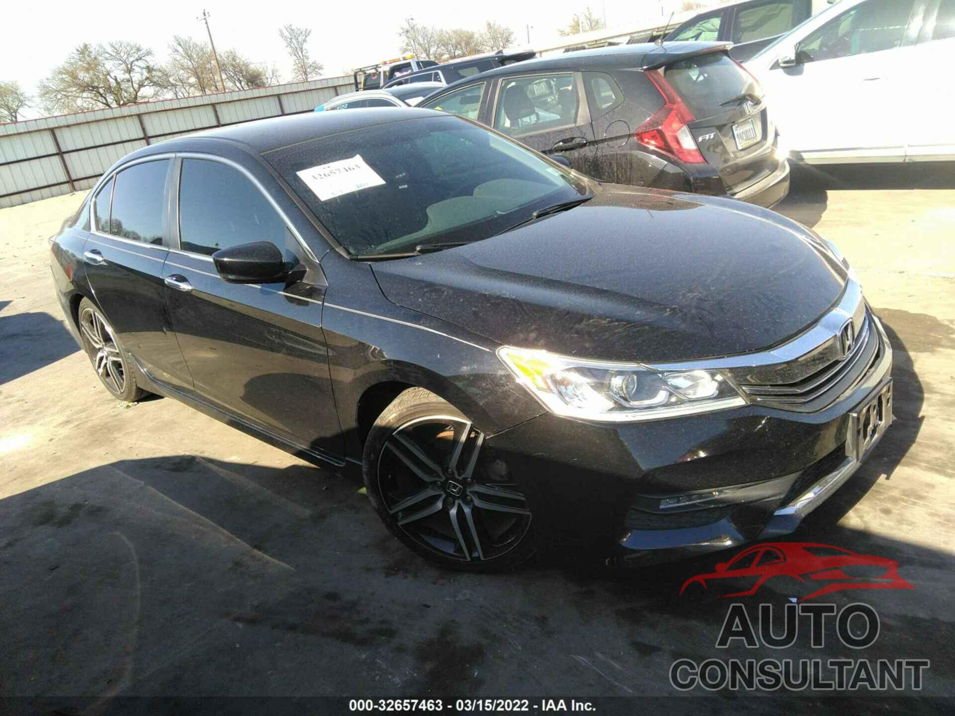 HONDA ACCORD SEDAN 2016 - 1HGCR2F52GA083714