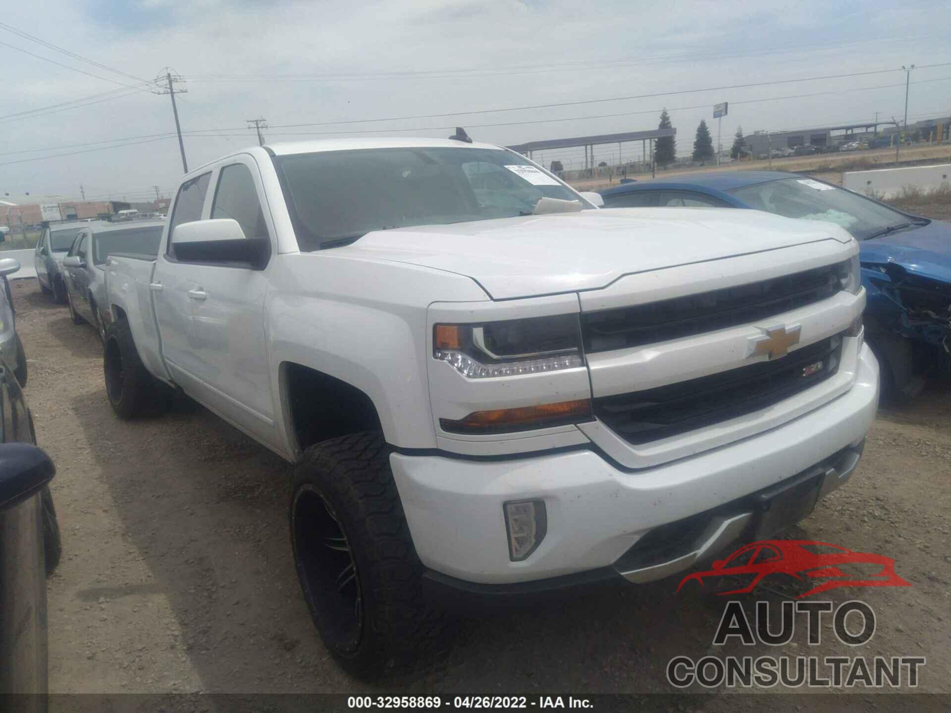CHEVROLET SILVERADO 1500 2016 - 3GCUKREC1GG234558
