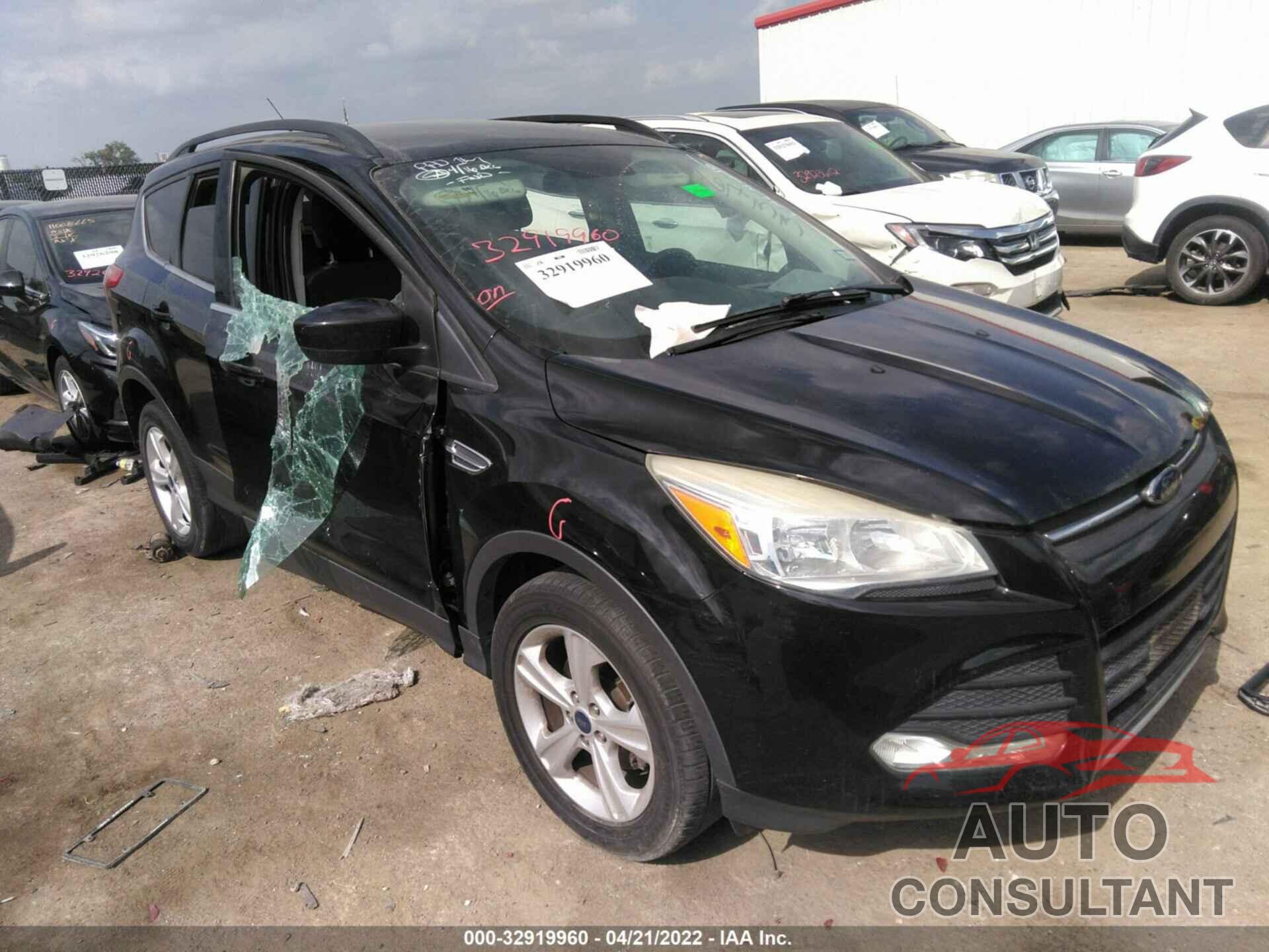 FORD ESCAPE 2016 - 1FMCU0GX8GUB06733