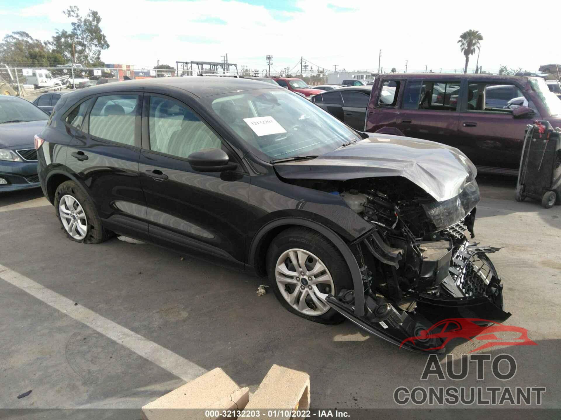 FORD ESCAPE 2021 - 1FMCU0F64MUA63741