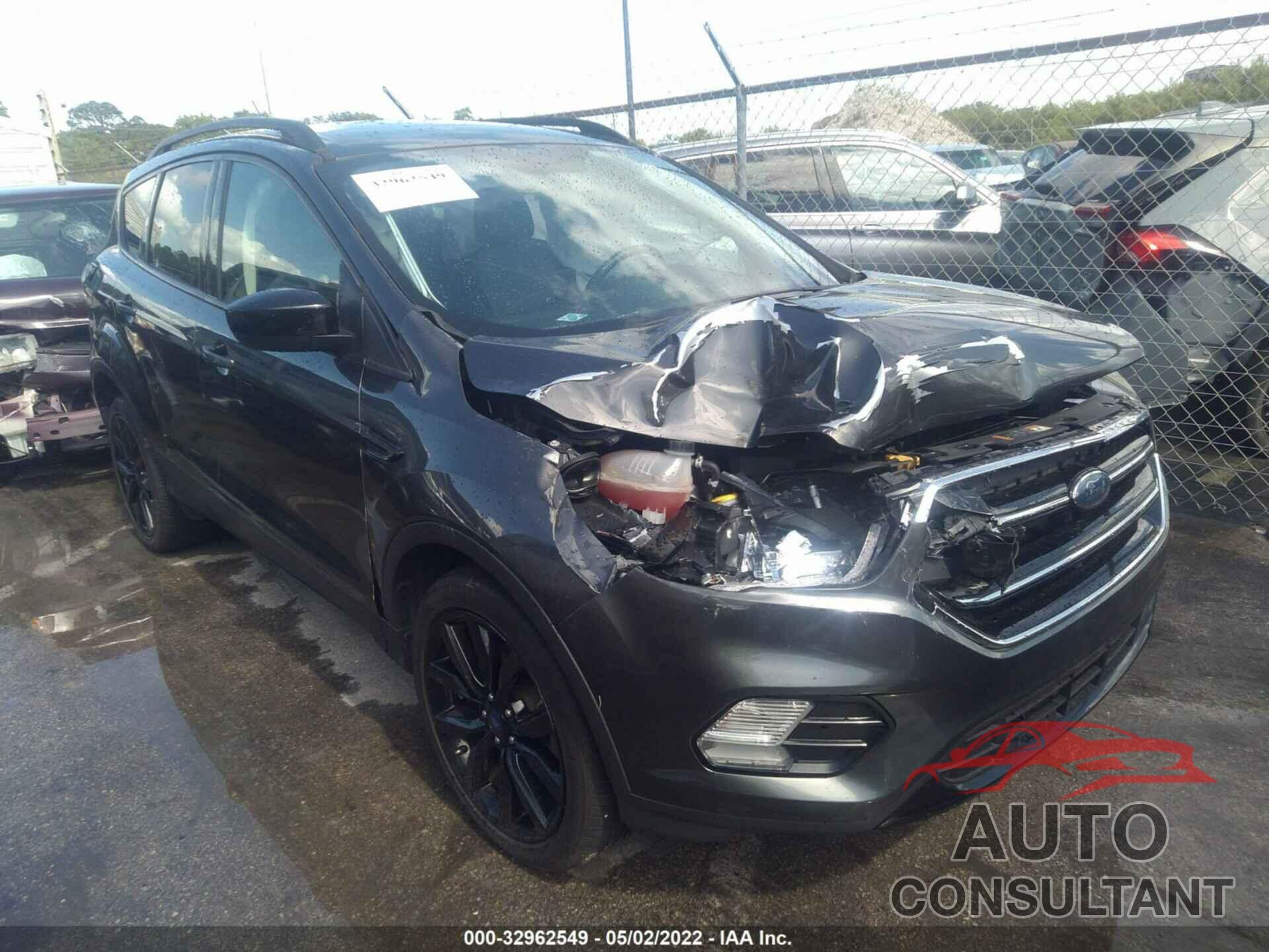 FORD ESCAPE 2017 - 1FMCU0GD0HUE30329
