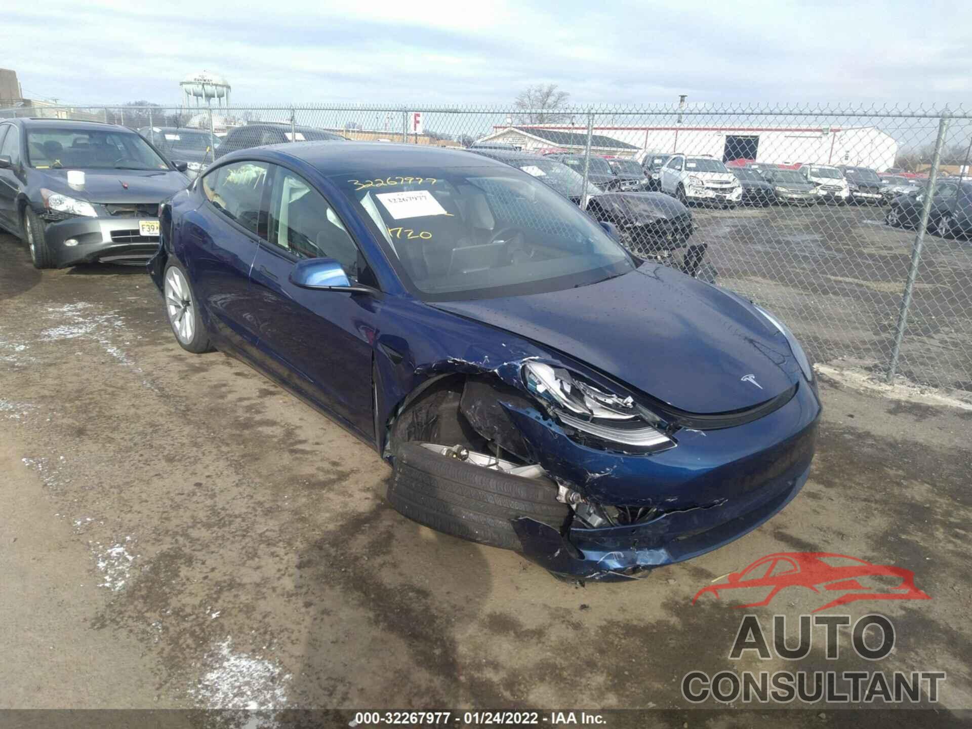 TESLA MODEL 3 2021 - 5YJ3E1EA4MF086717
