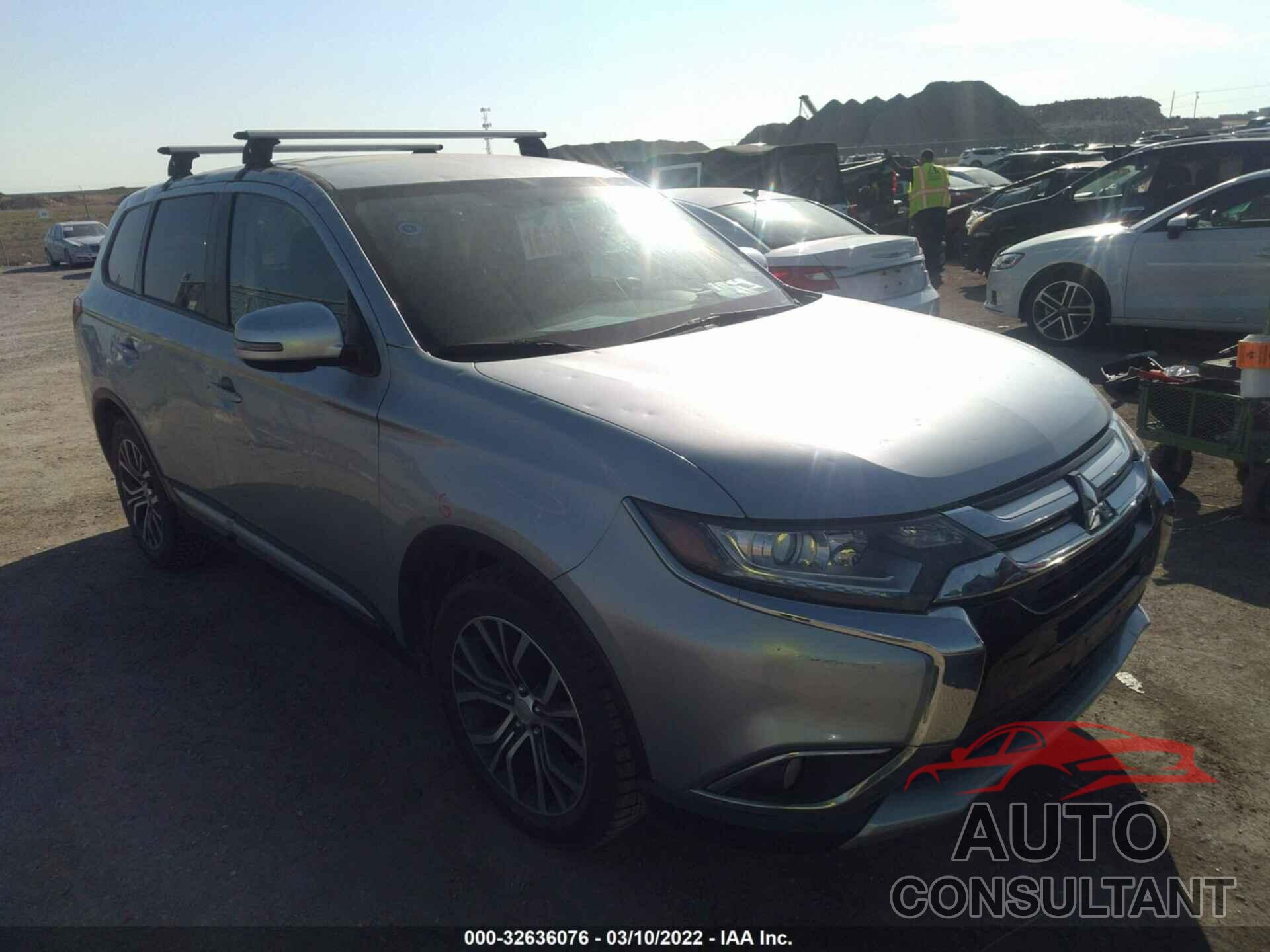 MITSUBISHI OUTLANDER 2016 - JA4AD3A3XGZ014460