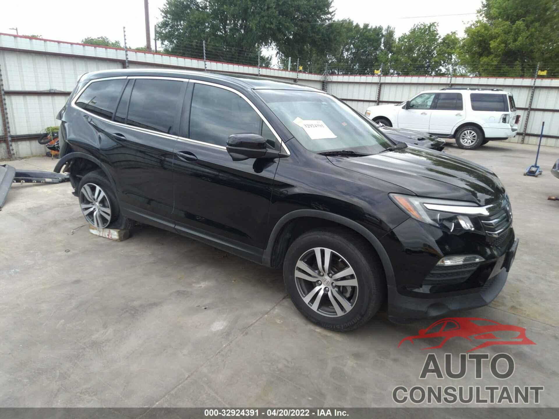 HONDA PILOT 2018 - 5FNYF5H53JB008160