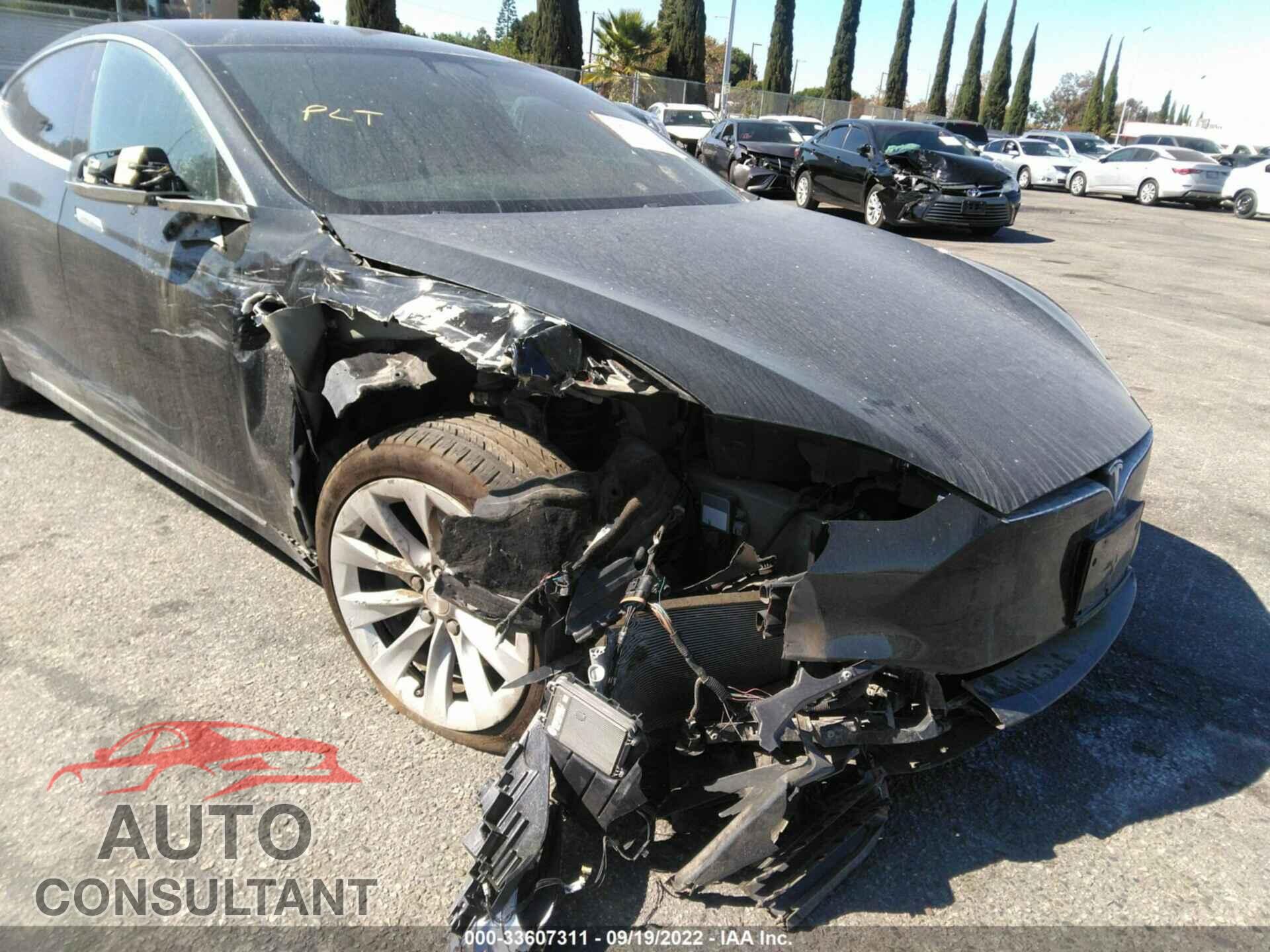 TESLA MODEL S 2017 - 5YJSA1E12HF200081