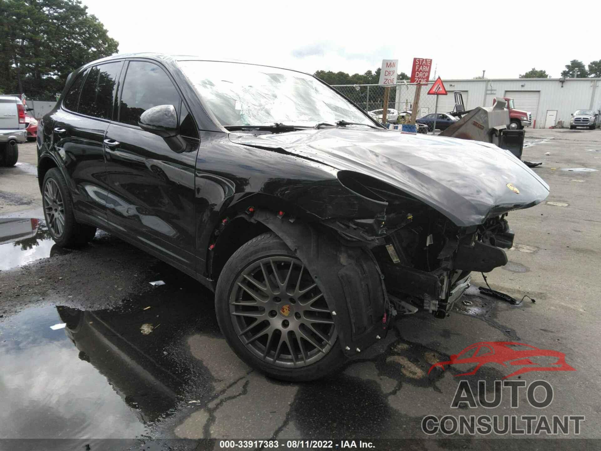 PORSCHE CAYENNE 2017 - WP1AA2A21HKA87533