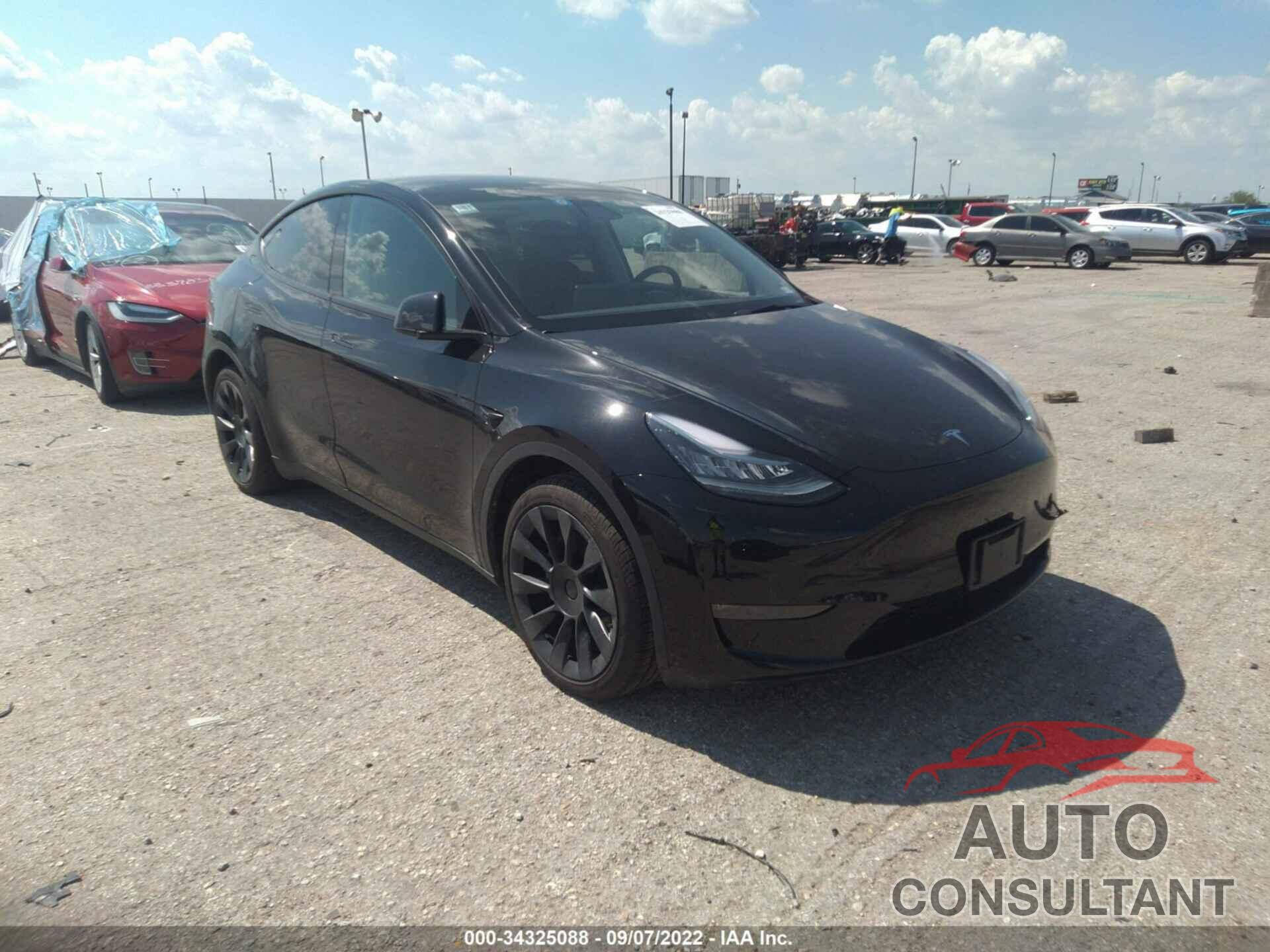TESLA MODEL Y 2022 - 7SAYGDEE0NA003421