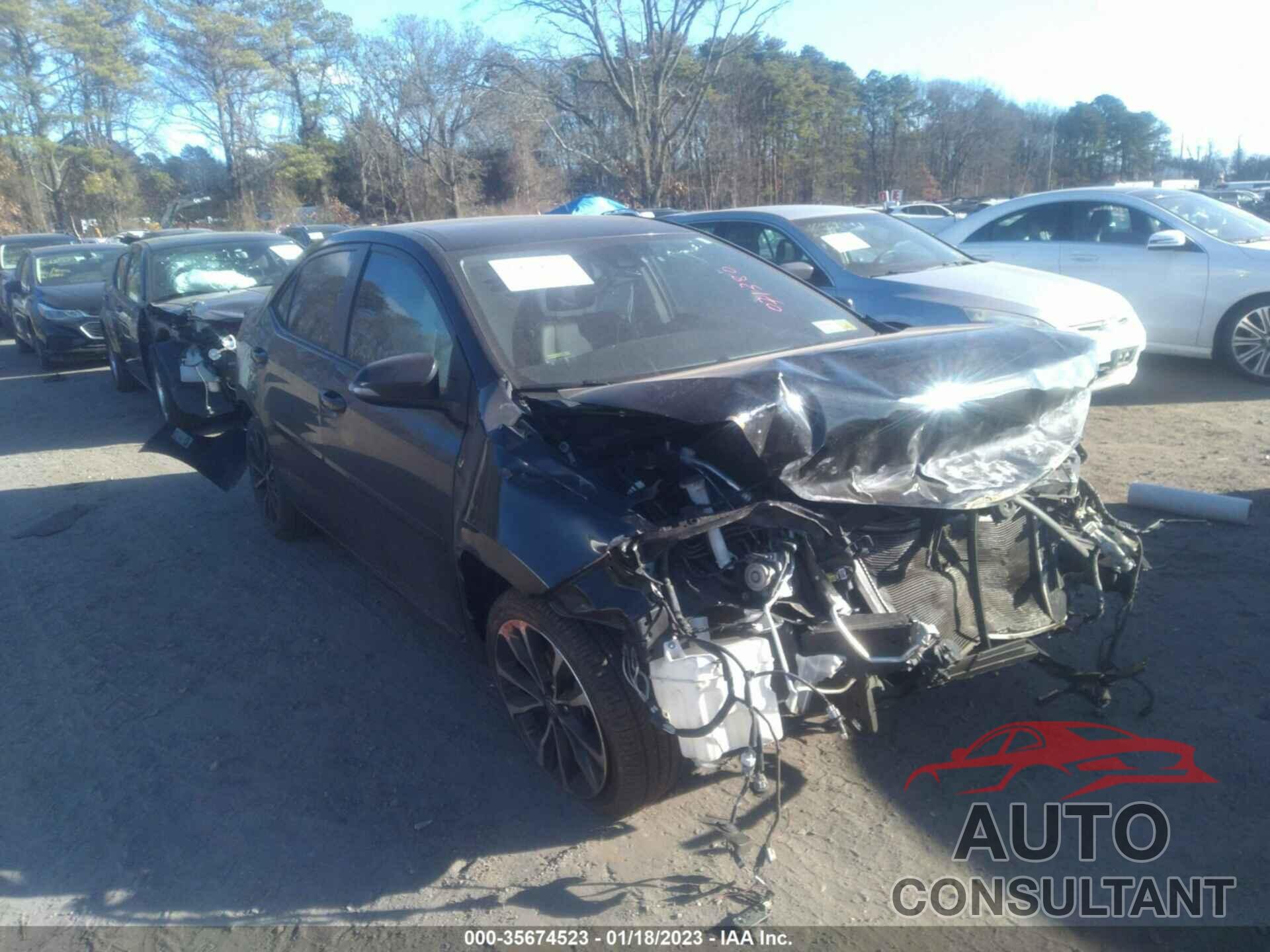 TOYOTA COROLLA 2018 - 2T1BURHE3JC071380