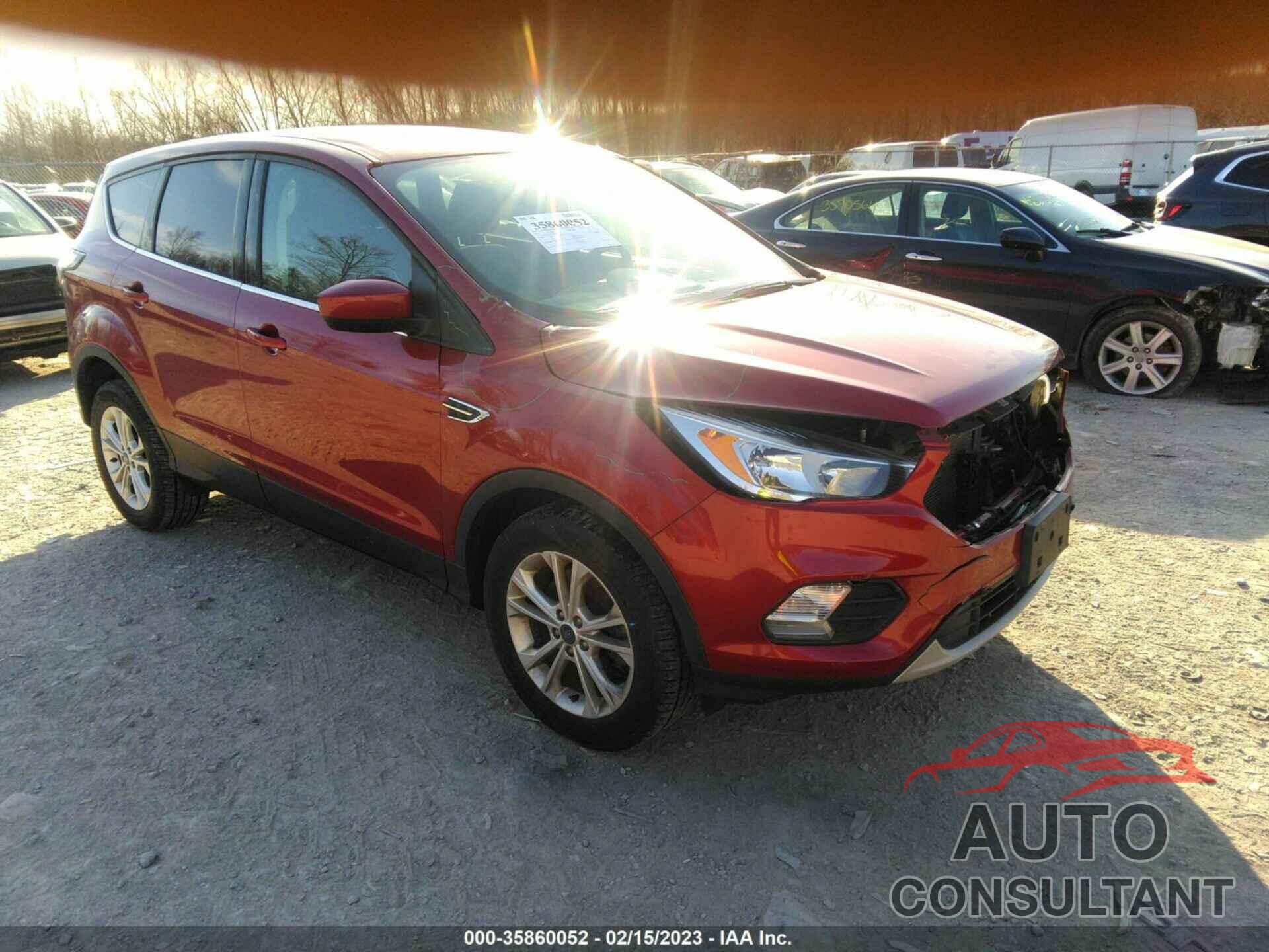 FORD ESCAPE 2017 - 1FMCU9G99HUB35066