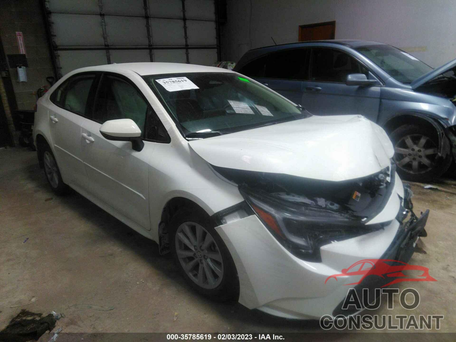 TOYOTA COROLLA 2023 - JTDBCMFE9P3005975
