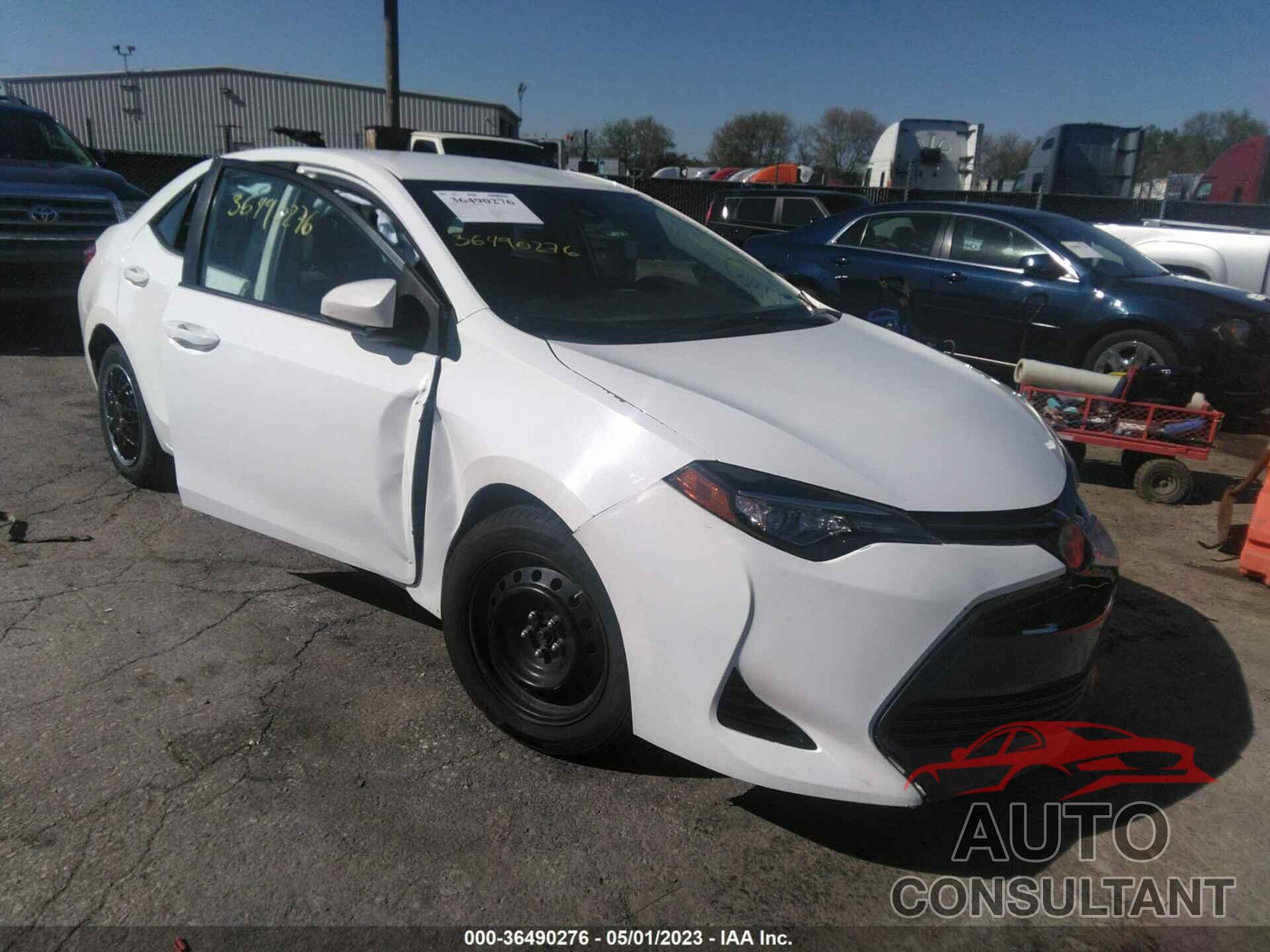 TOYOTA COROLLA 2017 - 5YFBURHEXHP587780