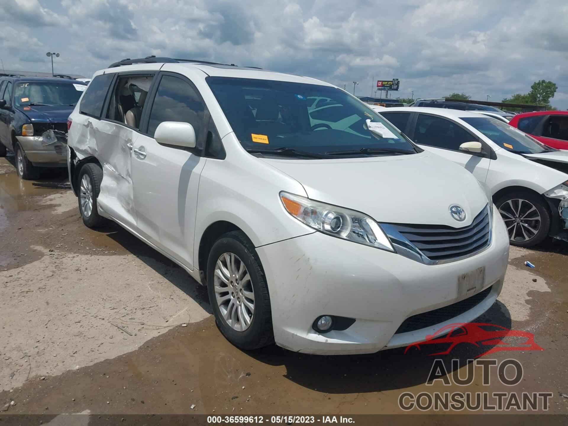 TOYOTA SIENNA 2016 - 5TDYK3DC4GS742833